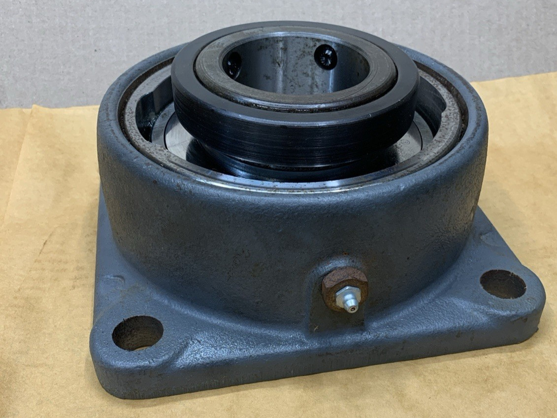 LINK BELT FE-U347 FLANGE BLOCK BALL ROLLER BEARING 2-15/16″ BORE **NEW**