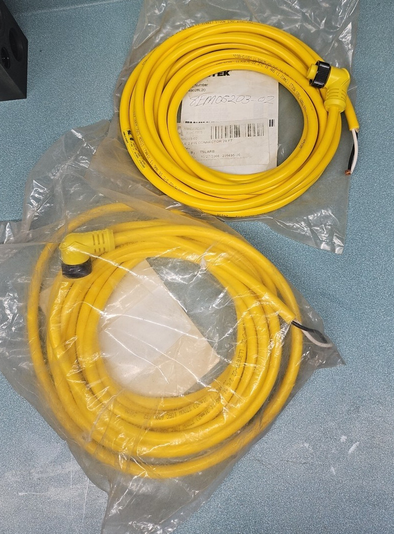 BRAD 1300060146 40748-90 2P 90D Cordset 20′ Lot Of 2