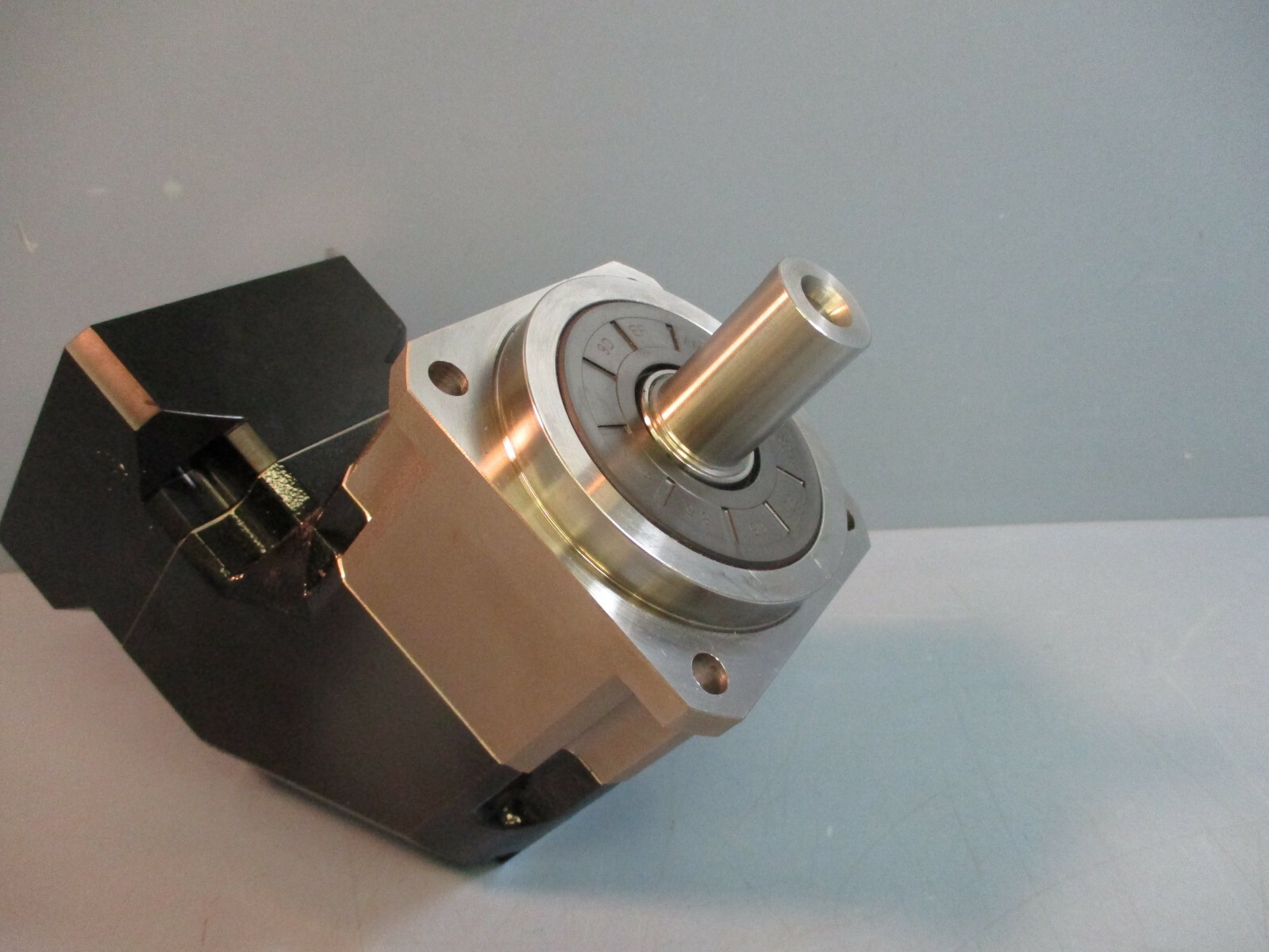 Boston Gear PR2090-020-KS-S4030101-16.0 Gearbox 90° 20:1