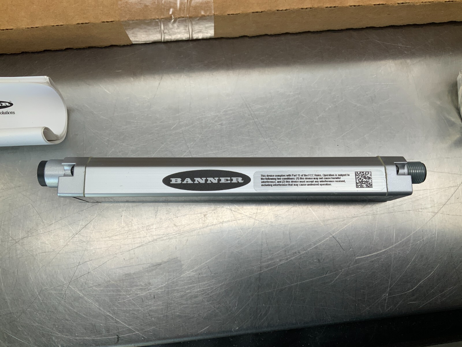 Banner WLS28-2CW145SPWMQ LED Light Strip PWM Dimmable 90485