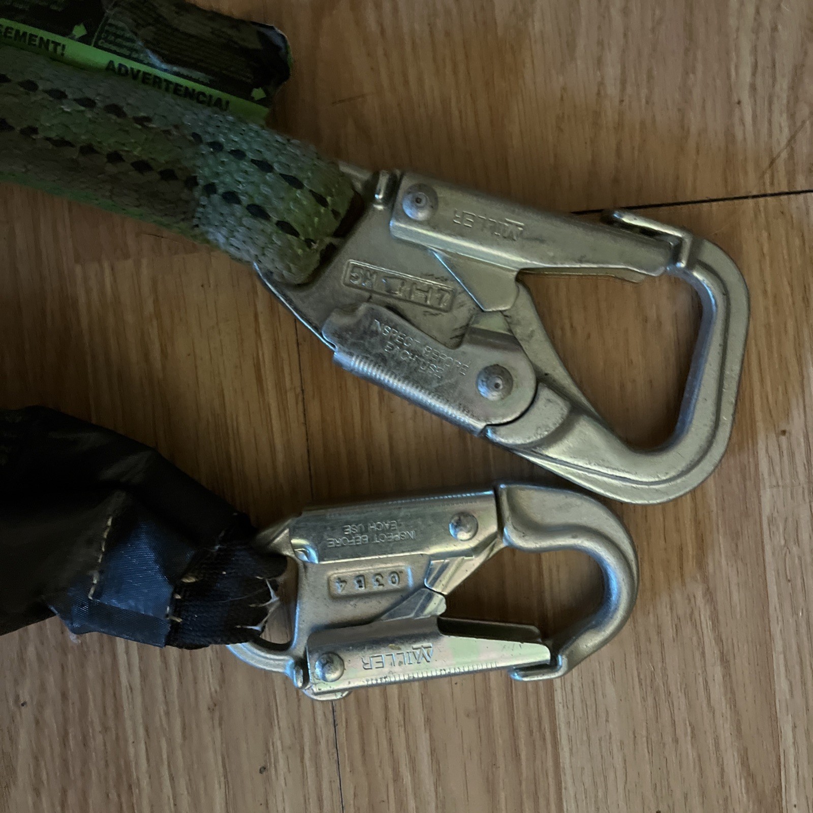 Miller 913B/ 6FTGN Back Biter Lanyard 310 Lb Capacity w/ SOFSTOP 48861LIN