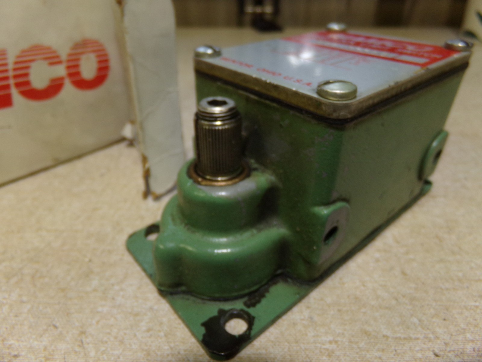 Namco 080 11100 Snap Lock Limit Switch *FREE SHIPPING*