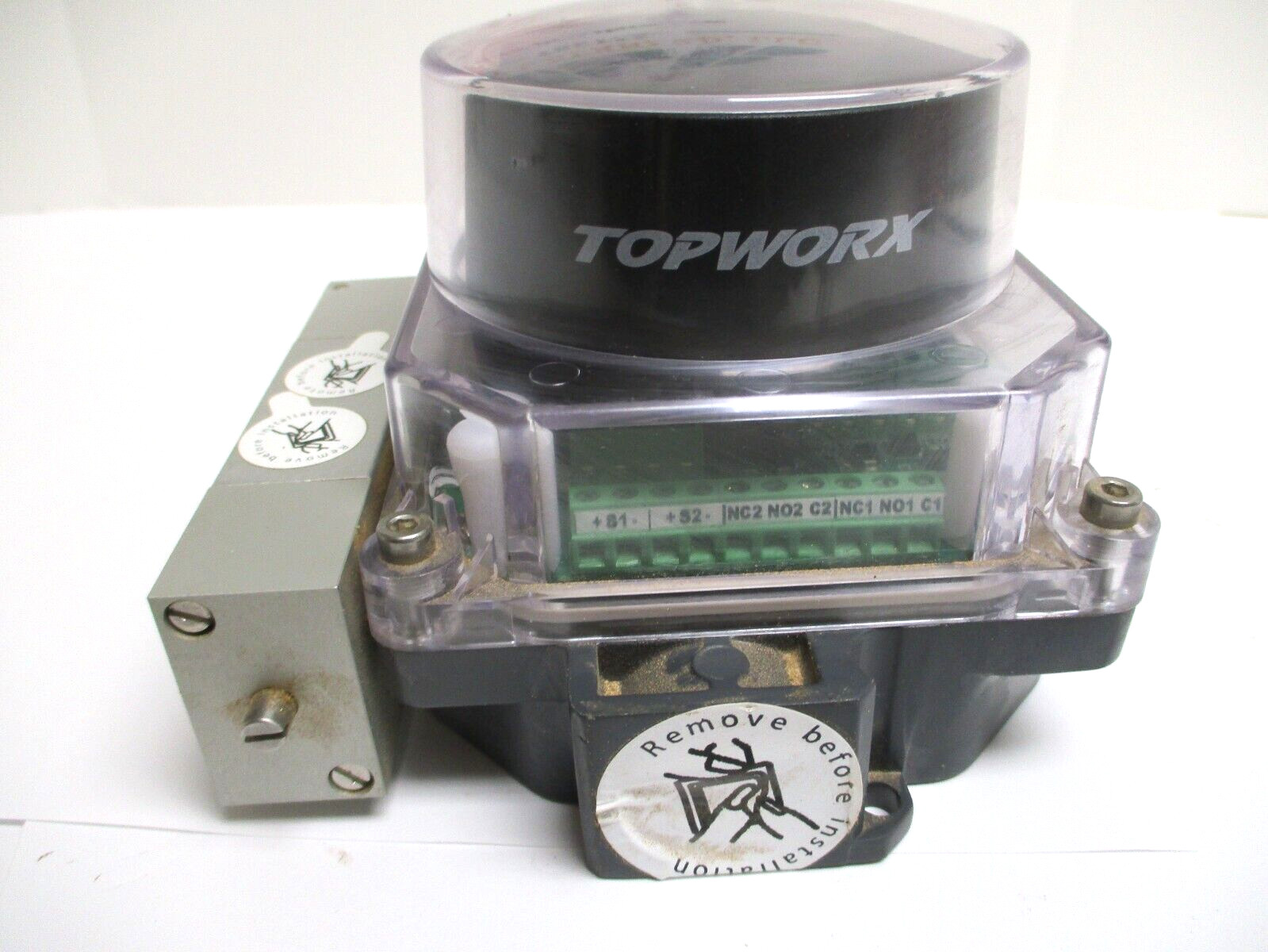 TOPWORX , TVF-PS2GNEM2A12 , VALVE POSITIONER w/ LIMIT SWITCH ,SURPLUS