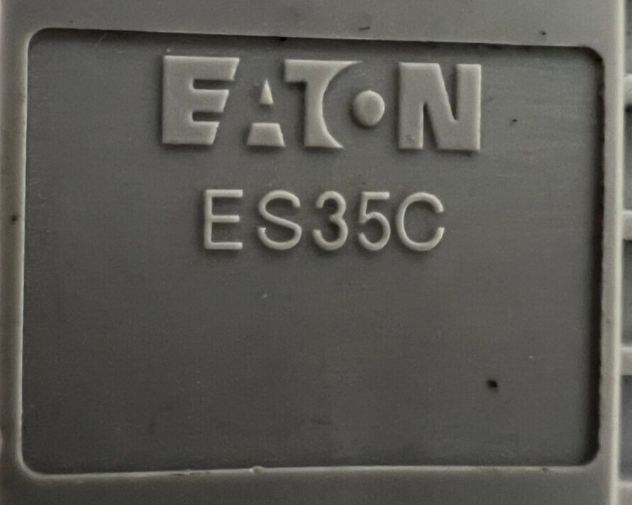 EATON ES35C UNIVERSAL END STOP *** LOT OF 4 ***