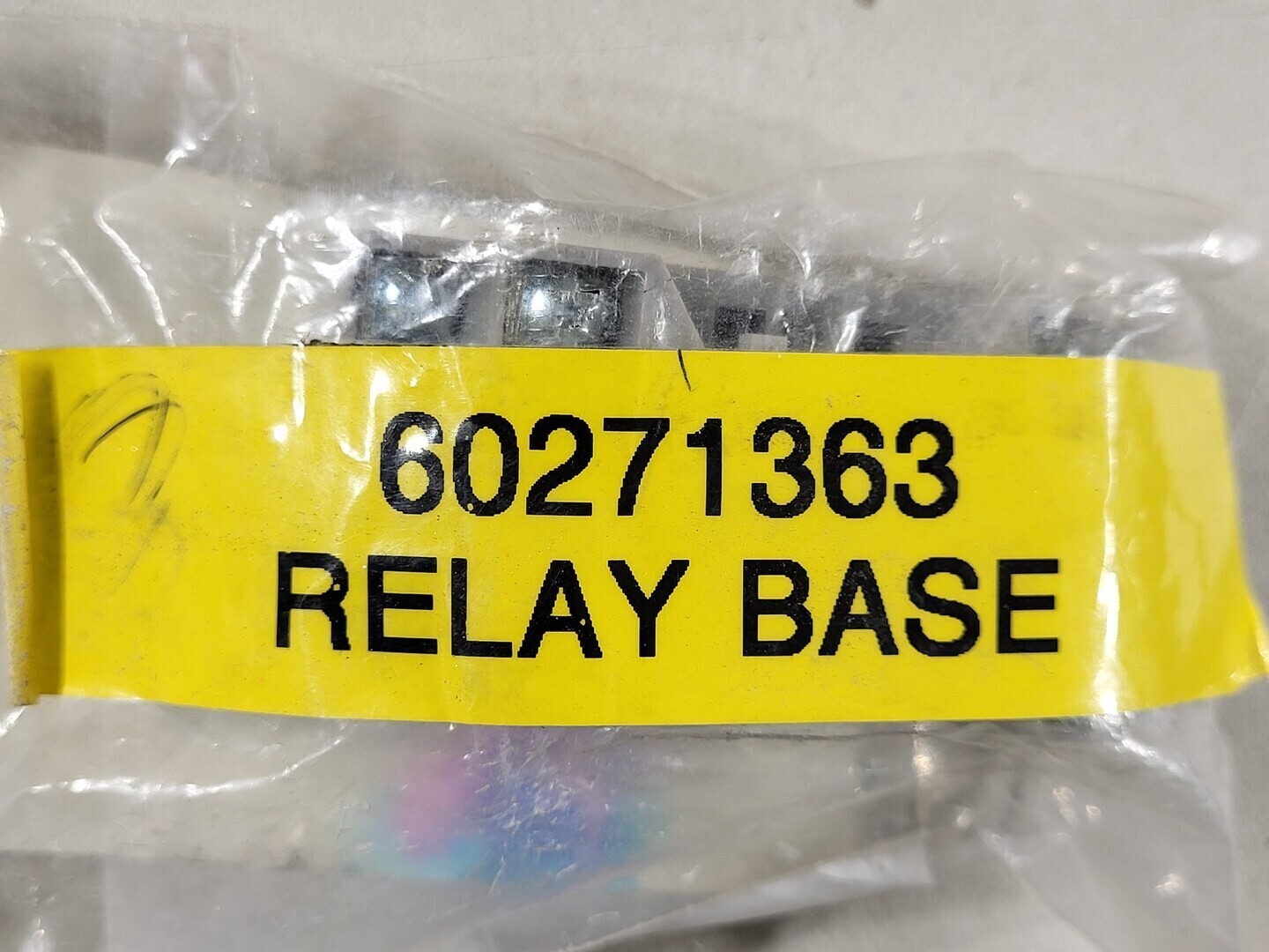 SURPLUS NEW Tyco Electronics 27E894 14-Pin Relay Socket