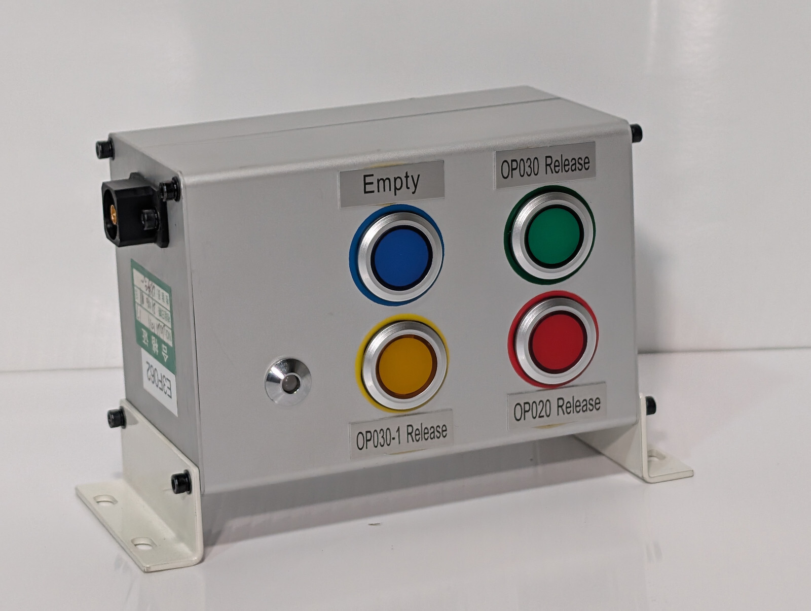 E3F062 4-Button Control Box Assy: Empty, 0P030, 0P030-1, 0P020 Release, As Shown
