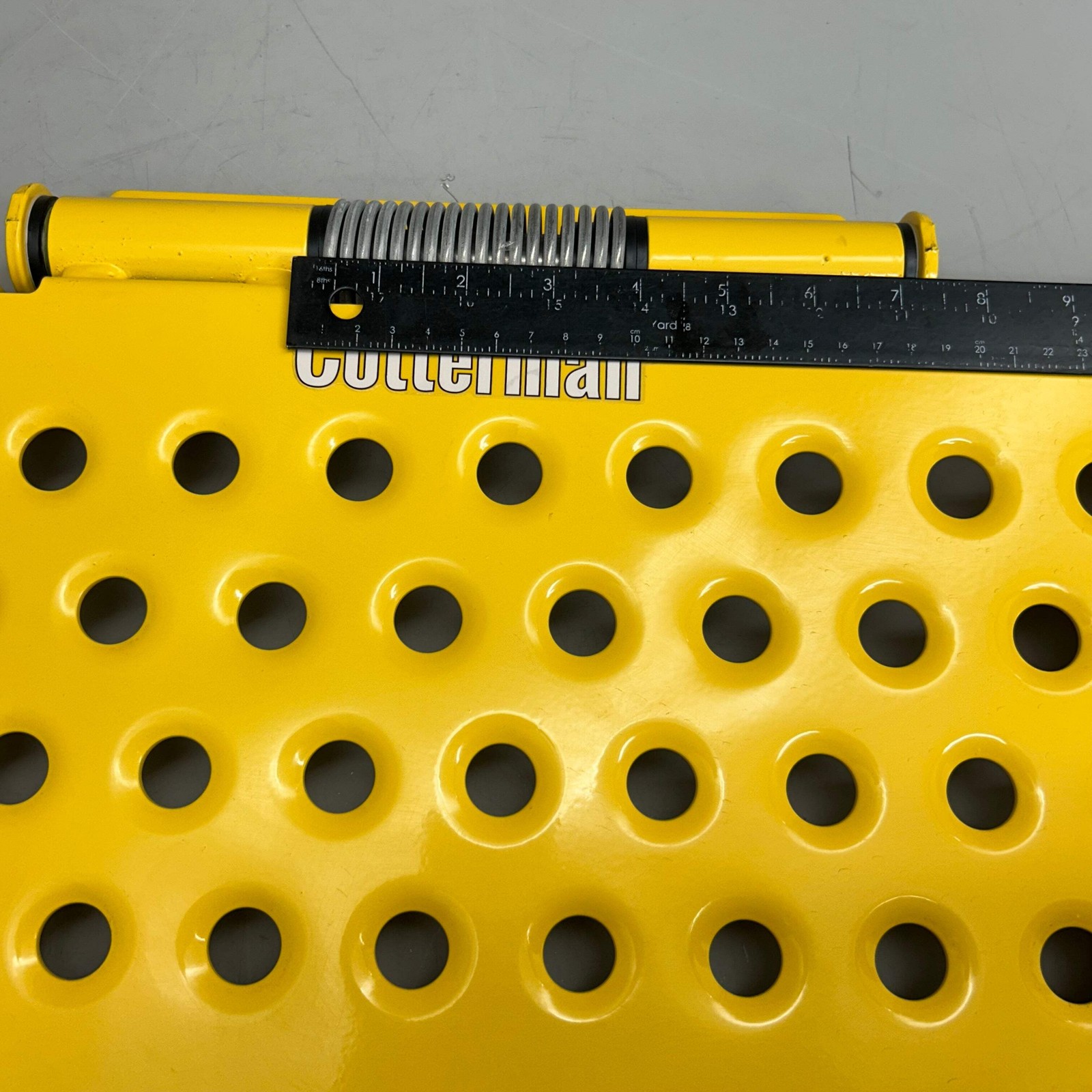 COTTERMAN Adjustable Safety Gate 16″-26″ Yellow D0900071-01 New Other- Shelf Wea