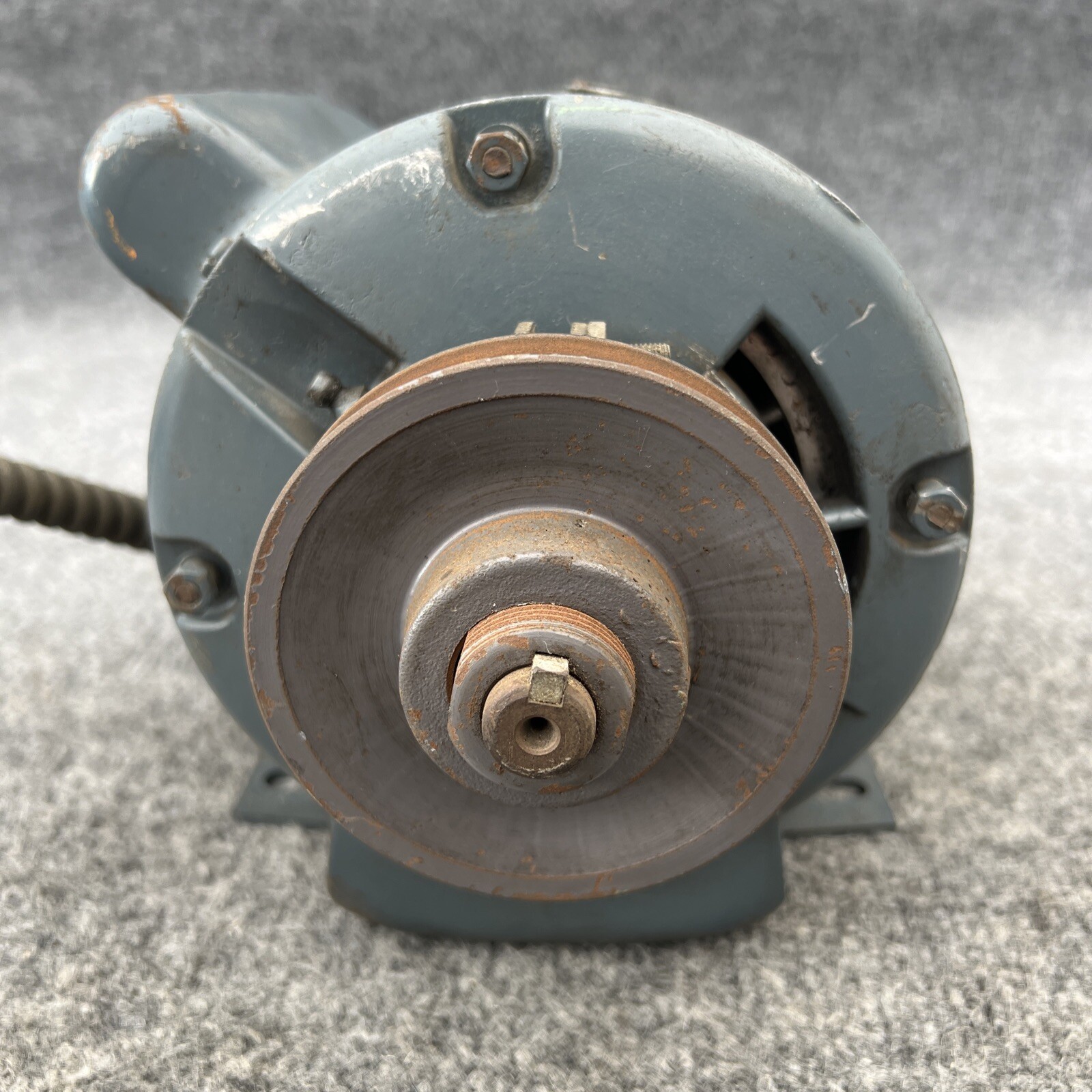 GE 5KC43MG389FX 1/2hp 1725rpm 115/208/230V 1 Pase AC Motor Used