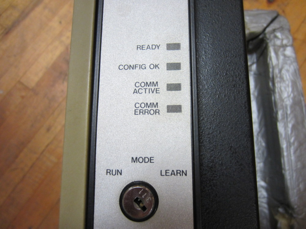 Modicon AS-J810-000 Interface Module ASJ810000 No Key