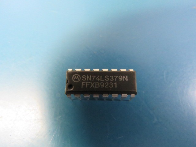 MOT/ONSEMI SN74LS379N Qty of 25 per Lot REG 4BIT PARALLEL