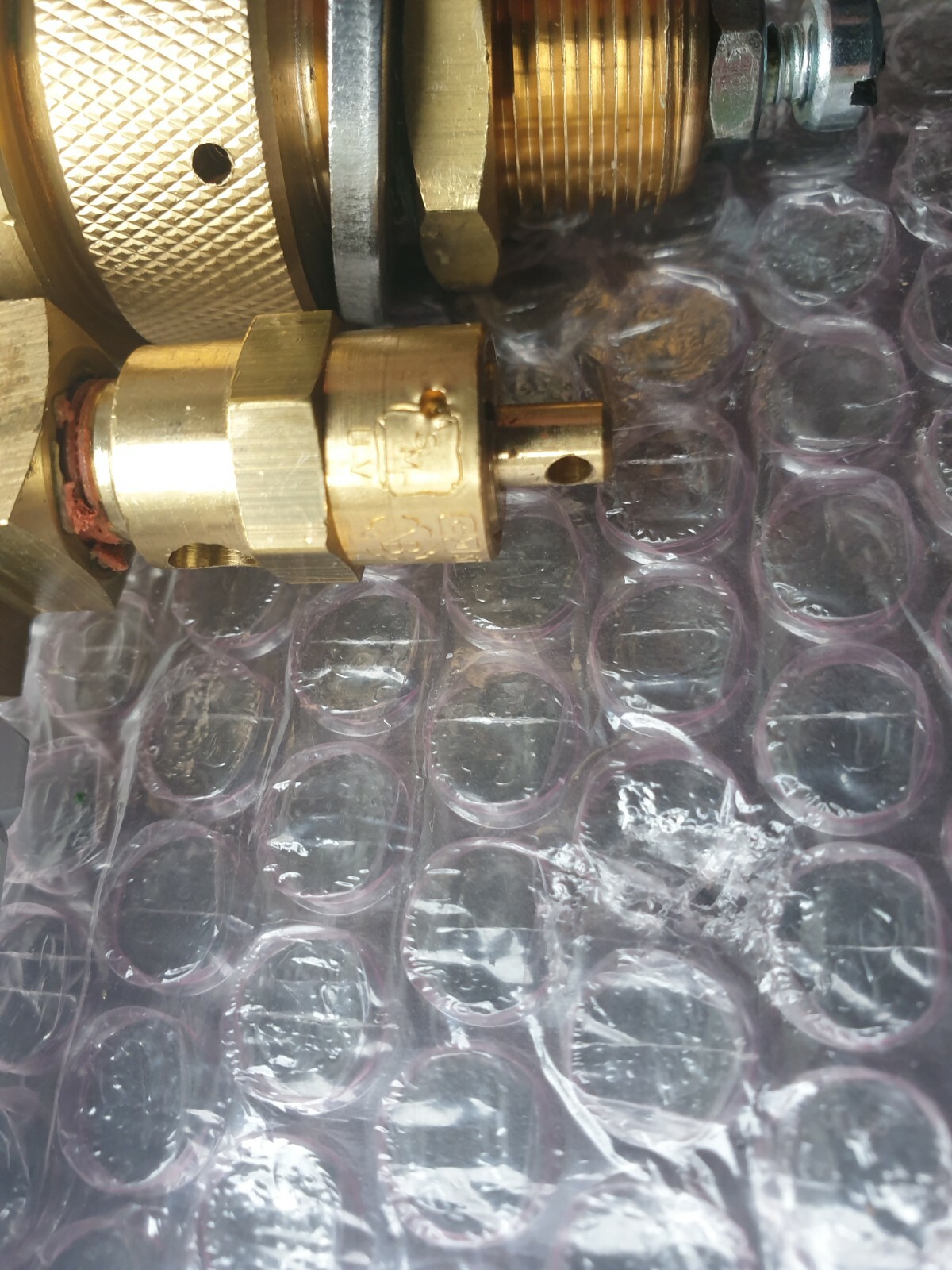 NORGREN R44-167-RNKA REGULATOR W/ CRN0G8703.5C RELIEF VALVE W/ 9071 1/8 AIR TOOL