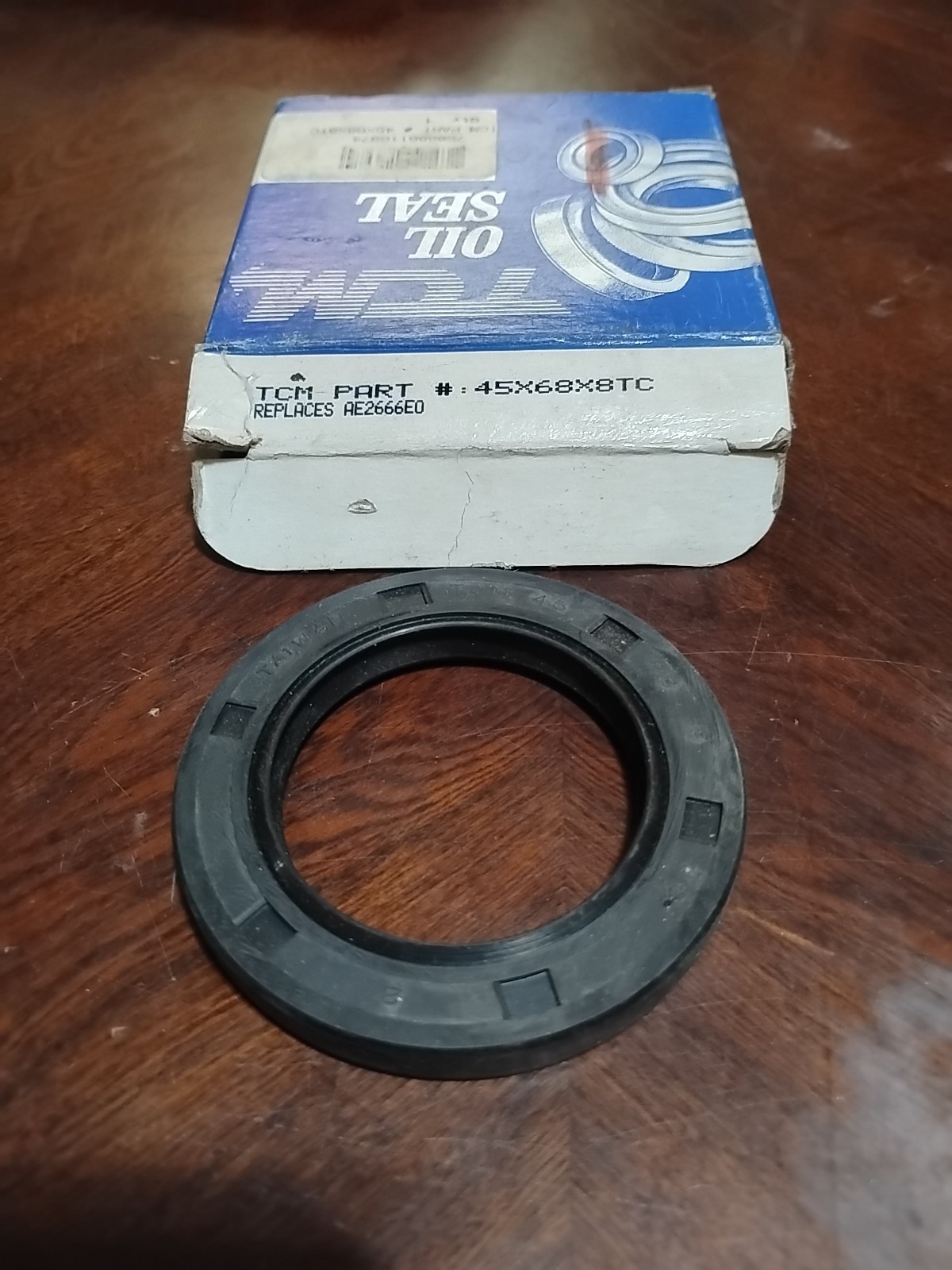 New TCM 45x68x8TC-BX Oil Seal