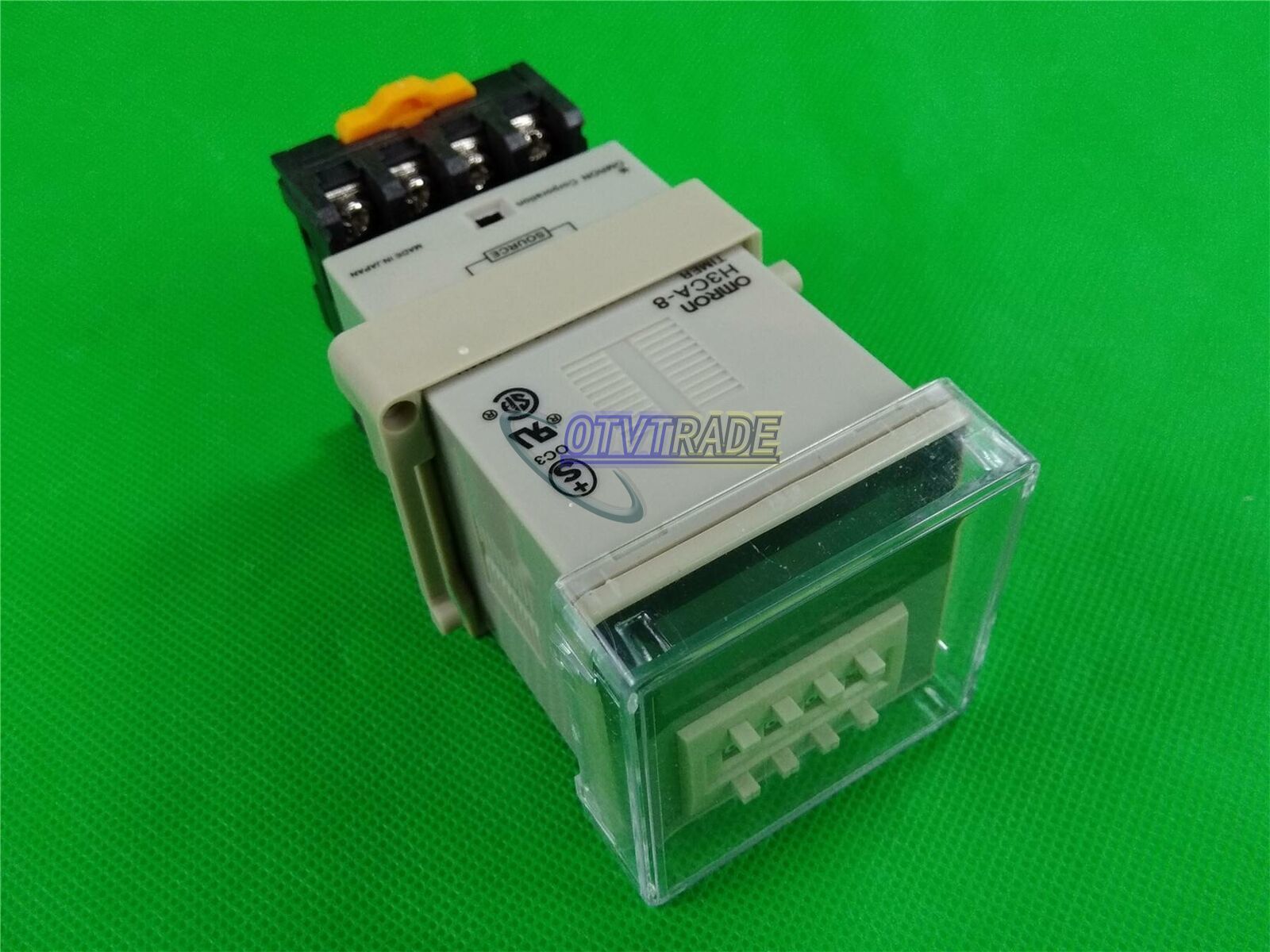NEW ONE IN BOX OMRON Timer H3CA-8 200/220/240VAC