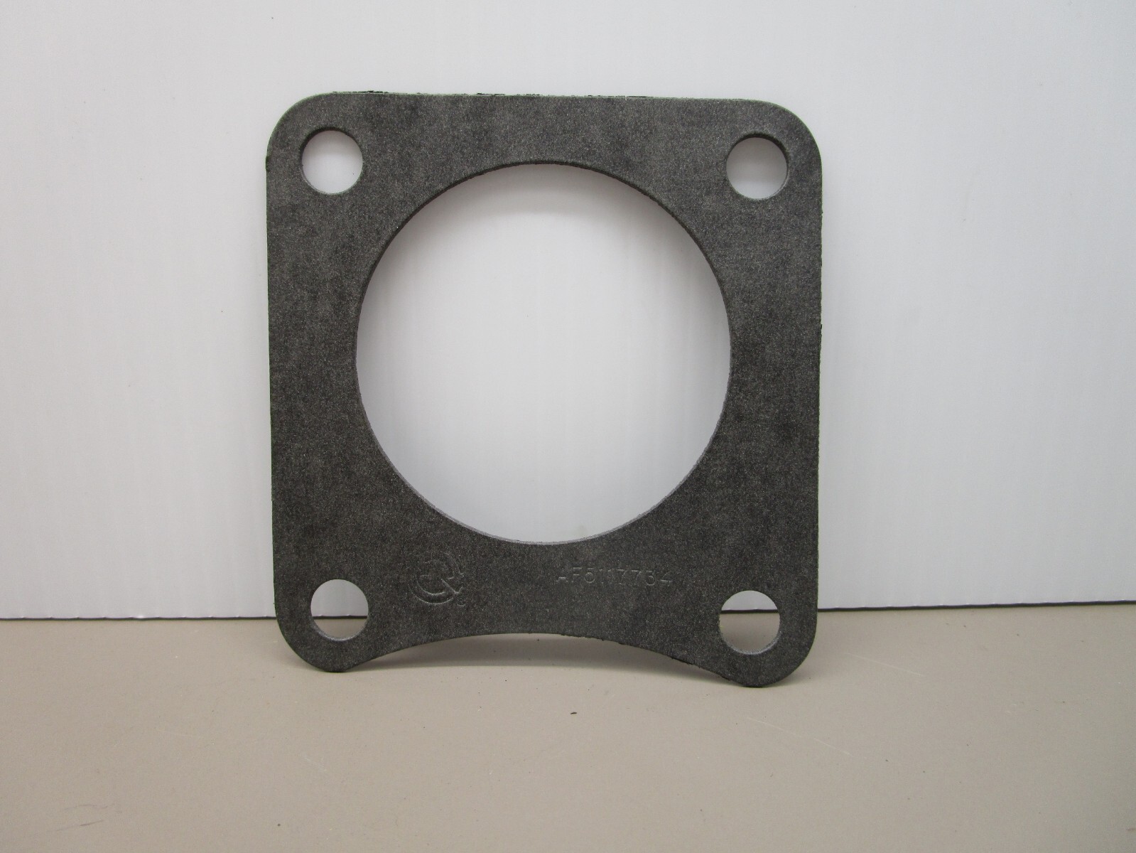 Detroit Diesel 5117734 Gasket Engine Heater Plate