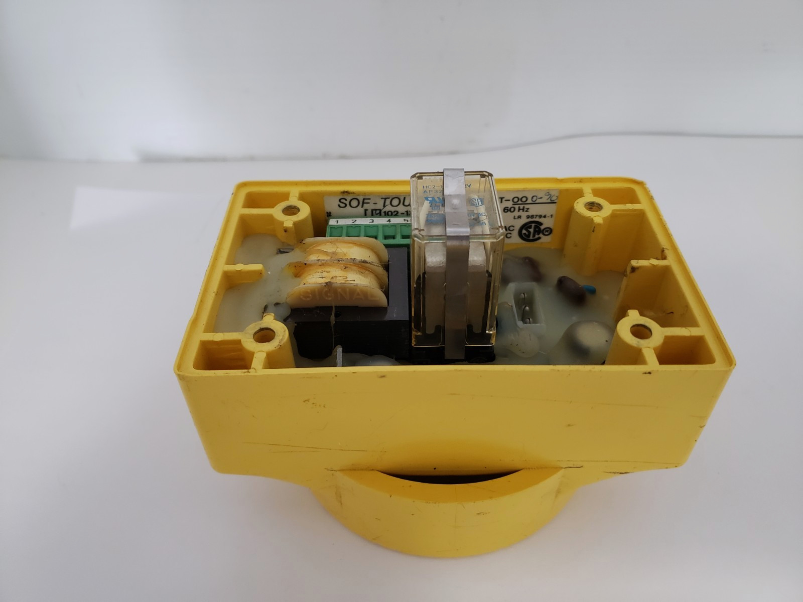 SOF TOUCH ST-000-90 INDUSTRIAL MACHINE SWITCH 102-132 VAC 10A