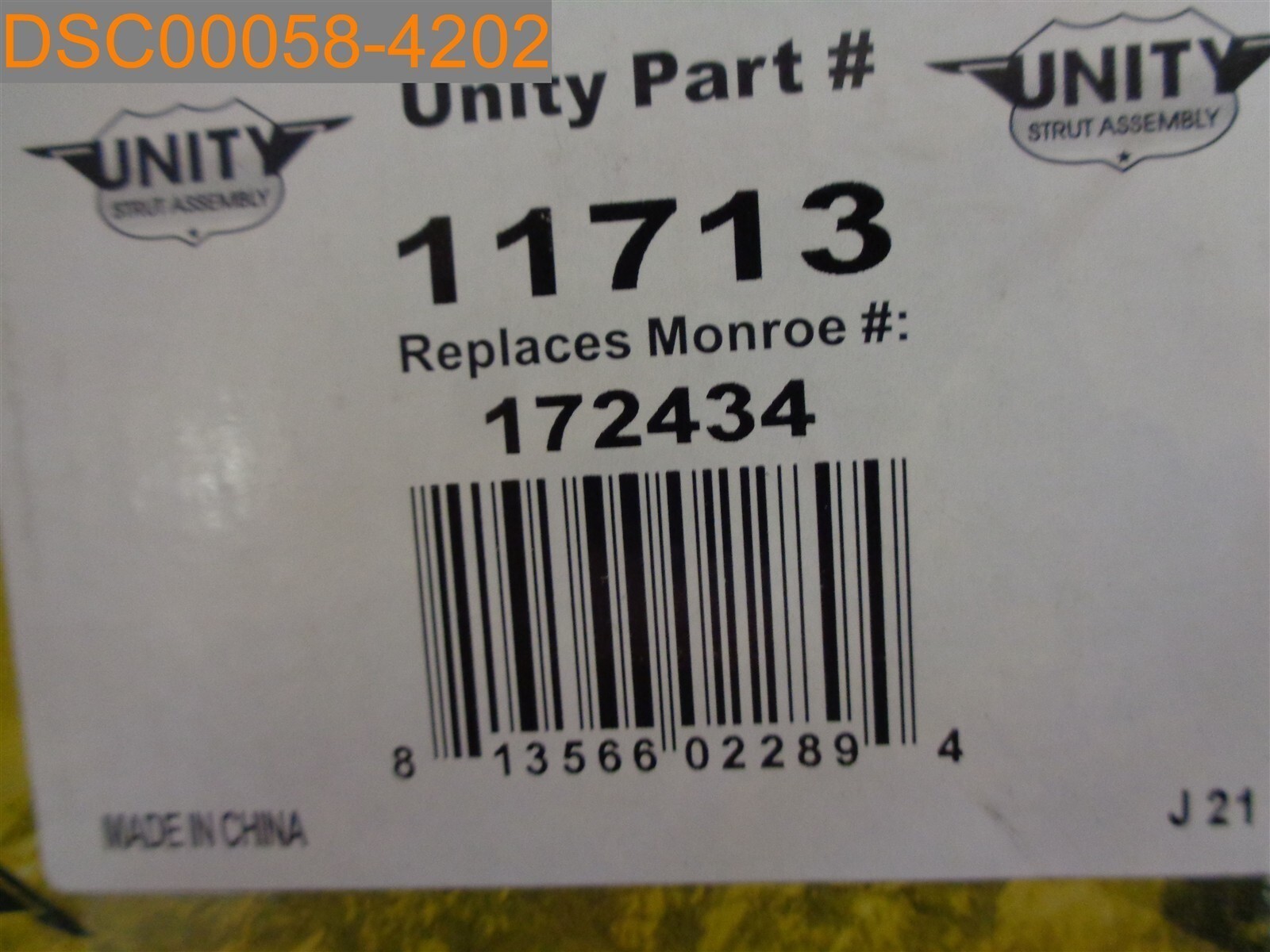 UNITY AUTOMOTIVE Complete Strut Assembly 11713, 172434, 813566022894