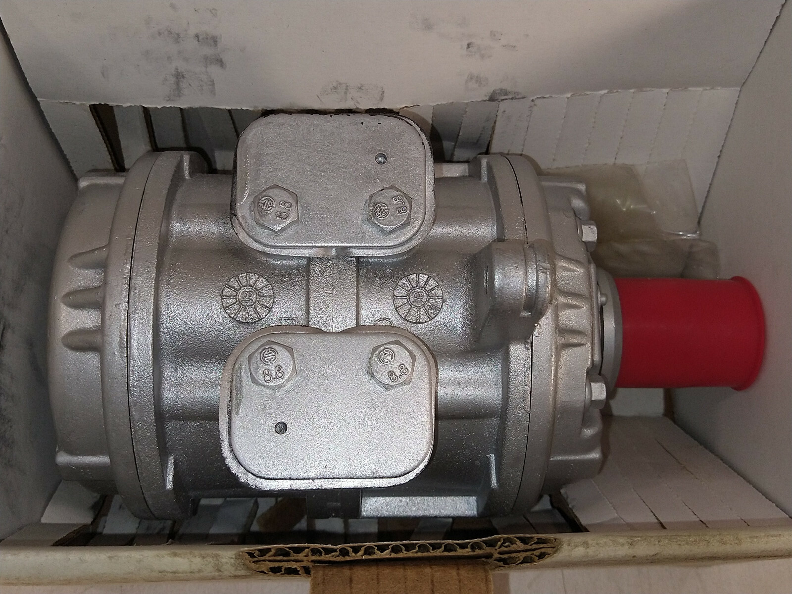 1 NEW FRIGETTE 204-281 A/C COMPRESSOR NIB ***MAKE OFFER***