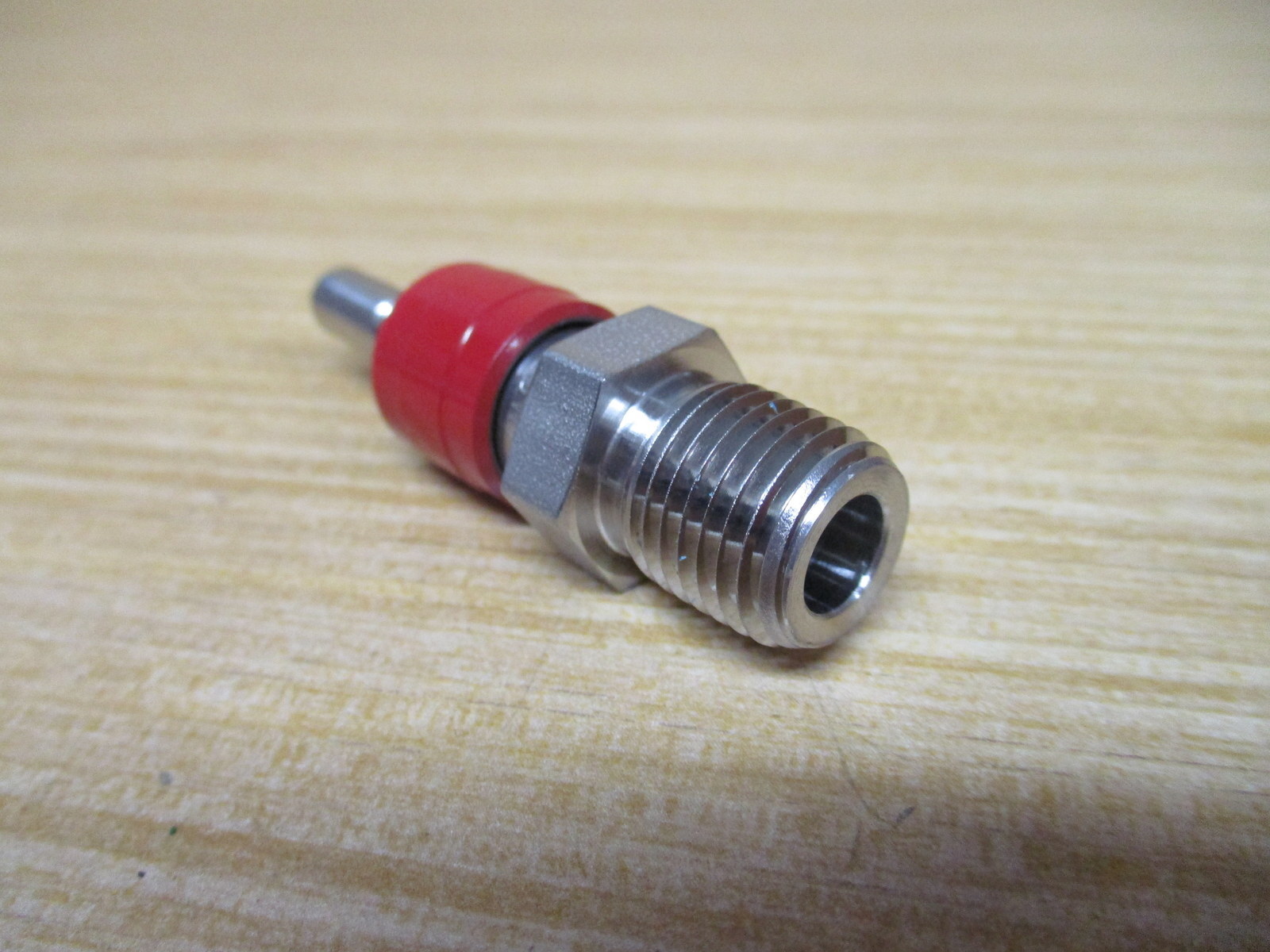 Swagelok SS-QC4-D-4PM Instrumentation Quick Connect Stem W/ Valve