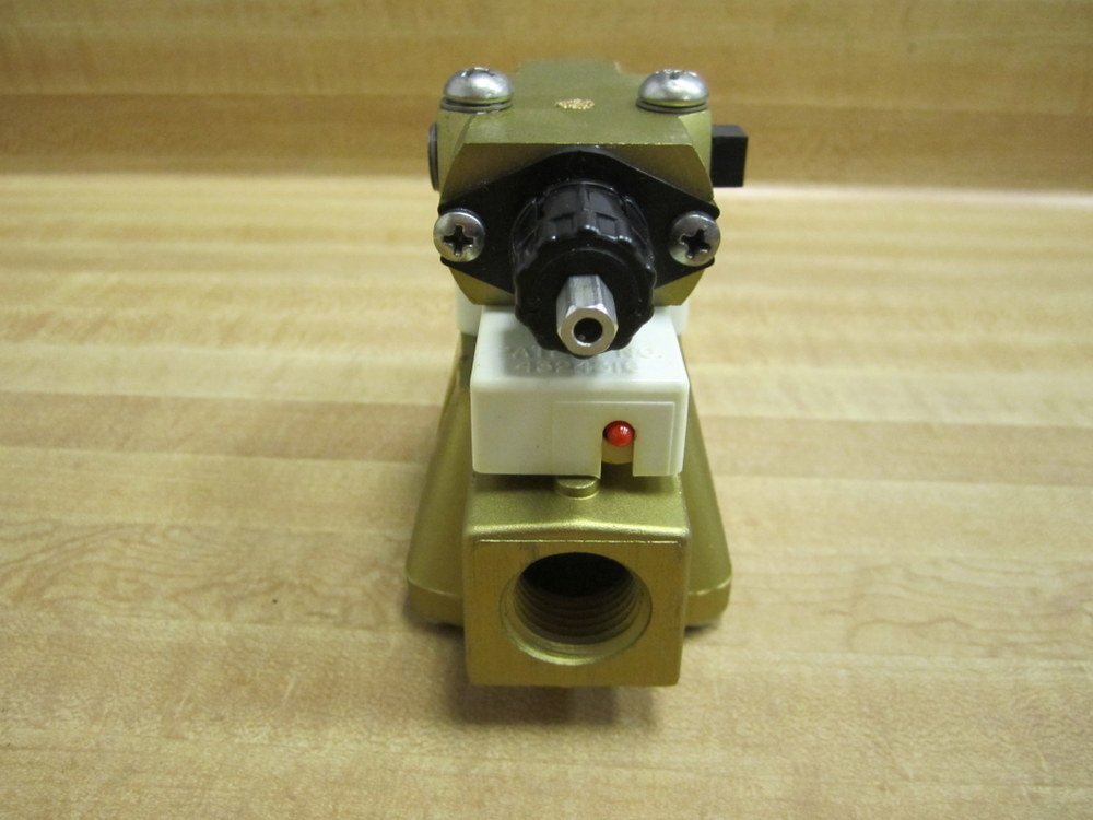 Master Pneumatic A6004B Single Point Lubricator 1/2NPTF