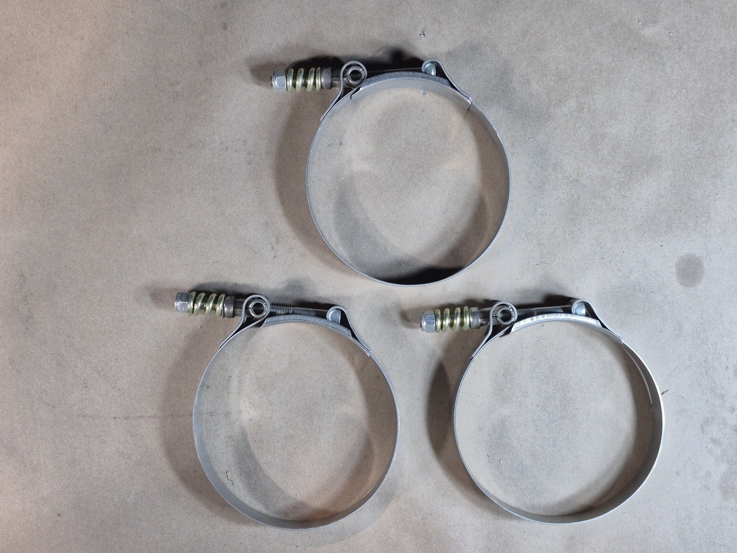 SURPLUS NEW 2022 Caterpillar 208-7448 T-Bolt Clamp (Bag of 3) – Parts