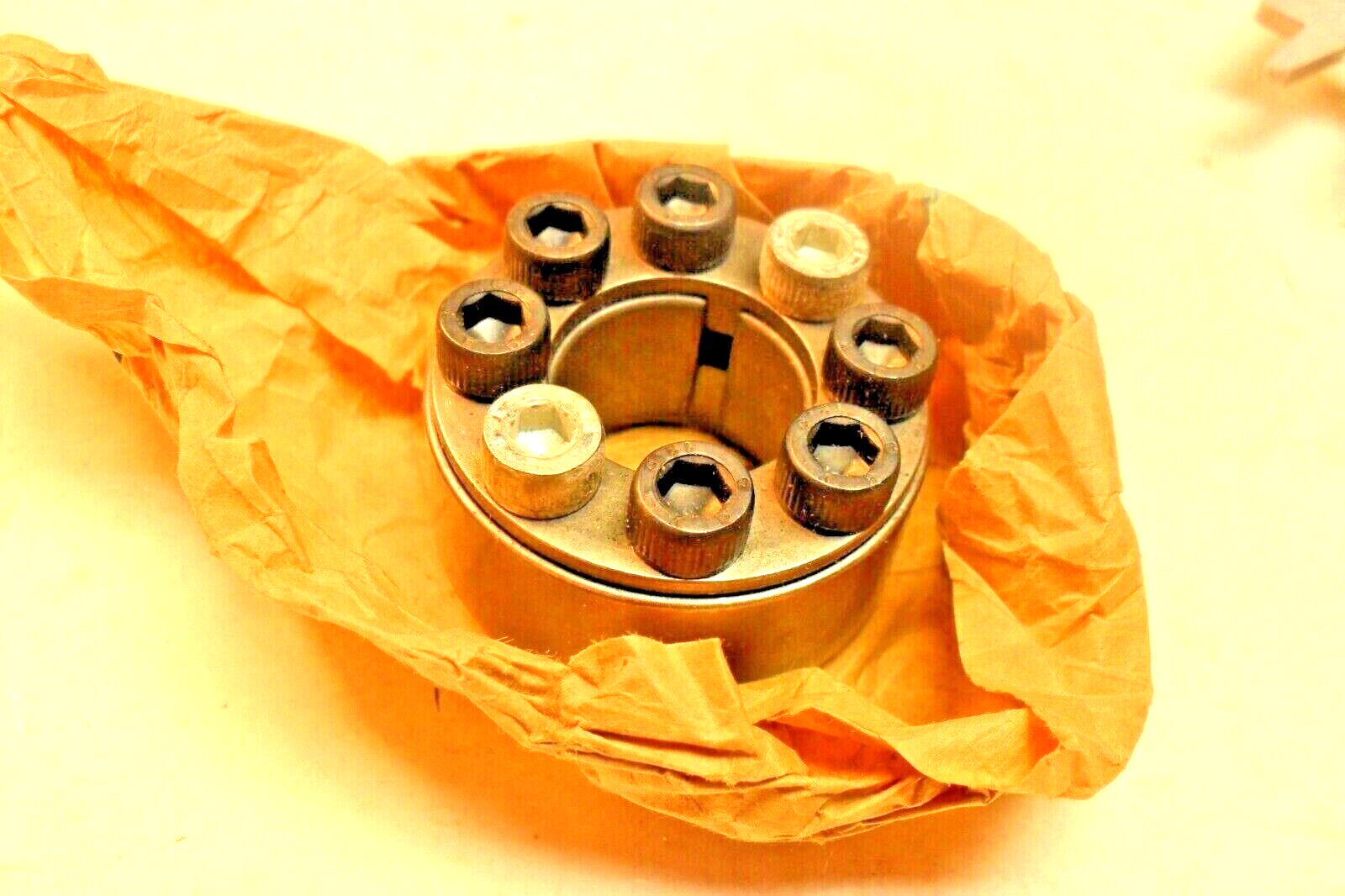 Fenner Drives B-LOC Series B400 7/8″ Bore x 47mm od nib
