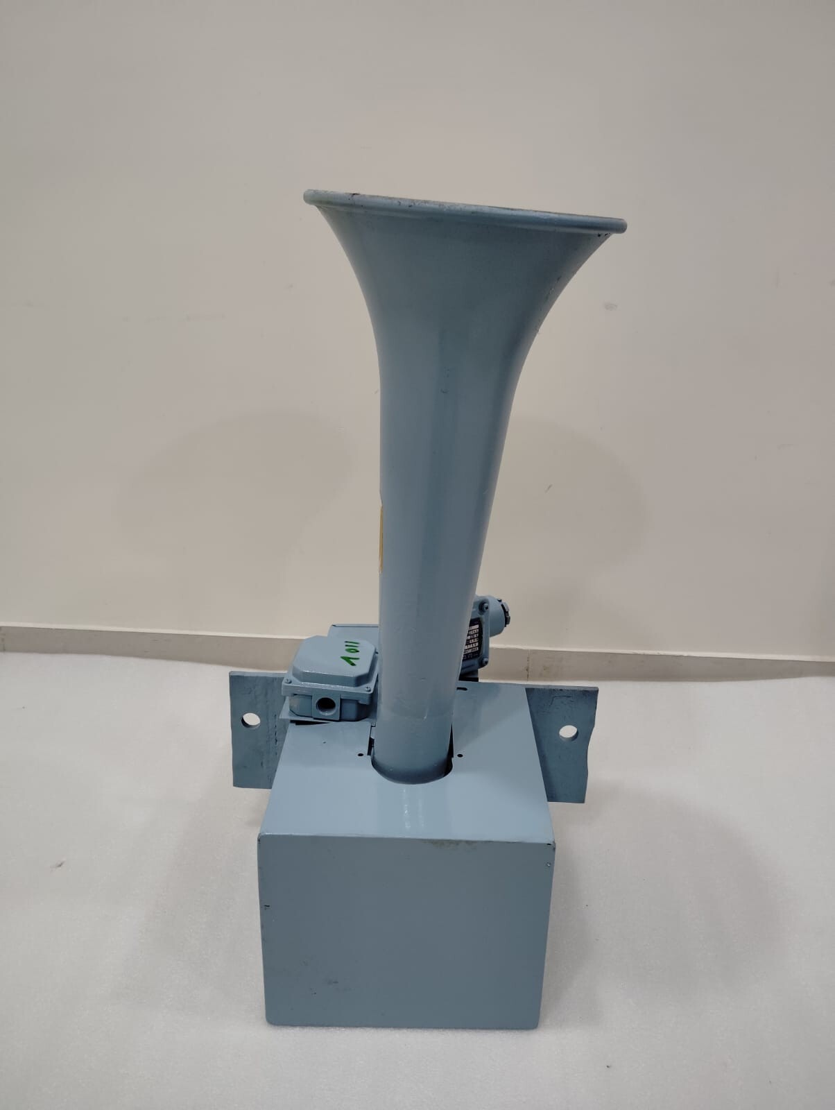 IBUKI KOGYO A150 ESS CLASS II AIR HORN 2005 JAPAN