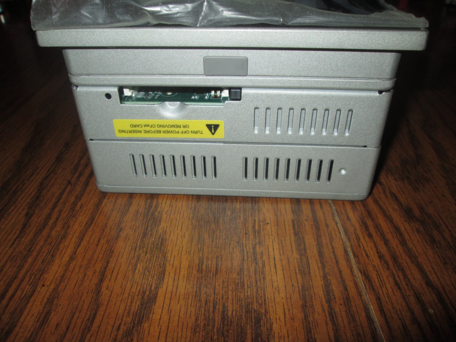 Advantech TPC-651T-E3AE Touch Panel Industrial Touchscreen Computer