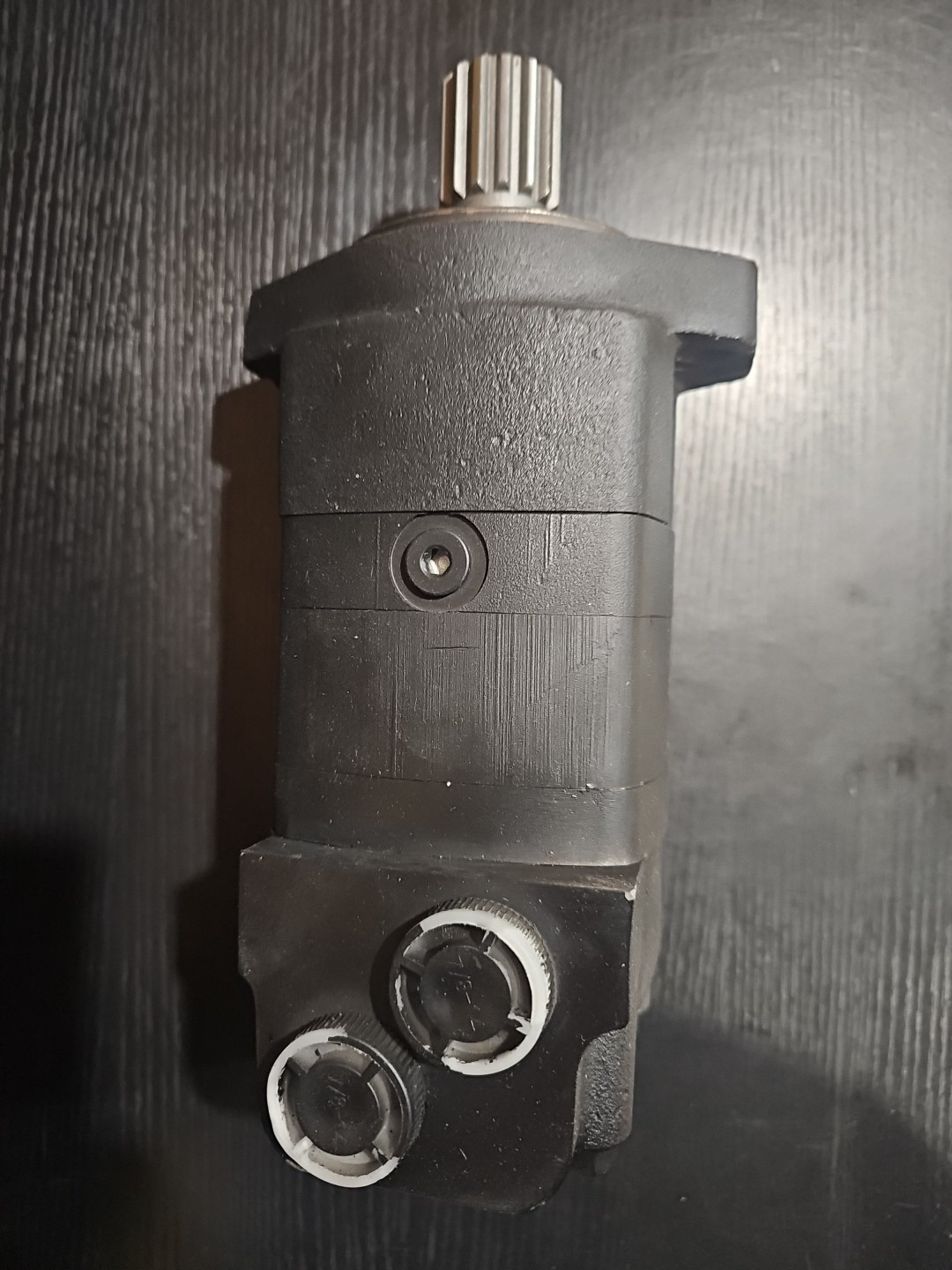 New Eaton/Char-Lynn motor