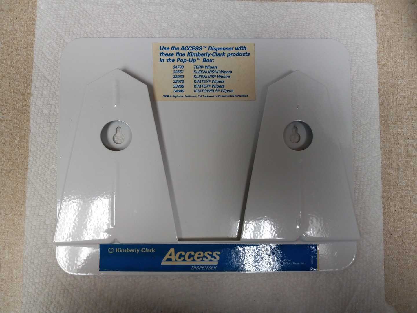 Kimberly Clark Professional Access Dispenser 73900
