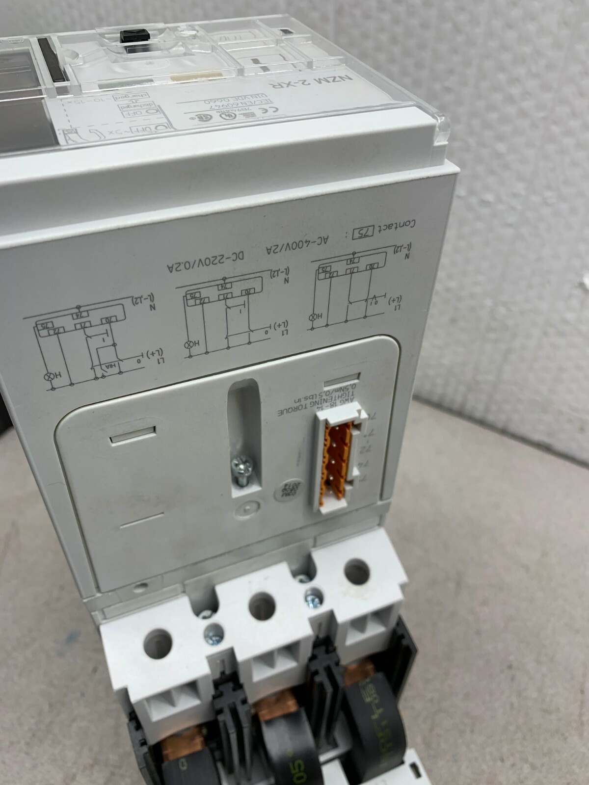NEW EATON MOELLER 125AMP BREAKER WITH SYNCHRONIZED REMOTE OPERATOR NZM 2-XR
