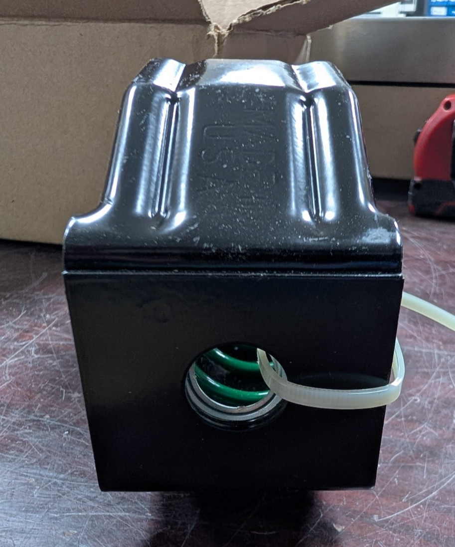 🤪 LOT OF 4 GREENHECK KINETICS SPRING VIBRATION ISOLATION HANGER 450134 SH-1-70