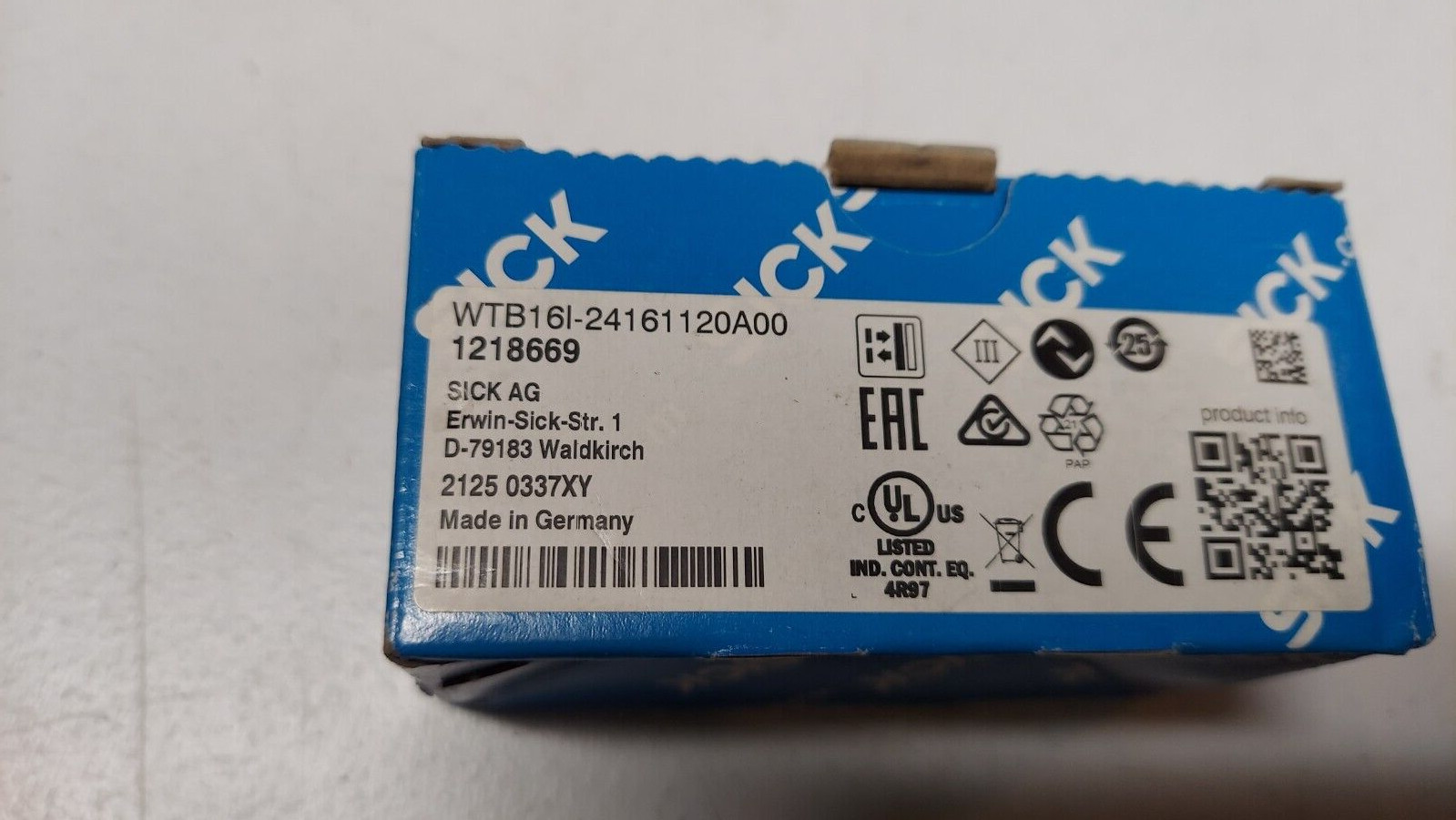 New Sick WTB161-24161120A00 1218669 Photoelectric Sensor