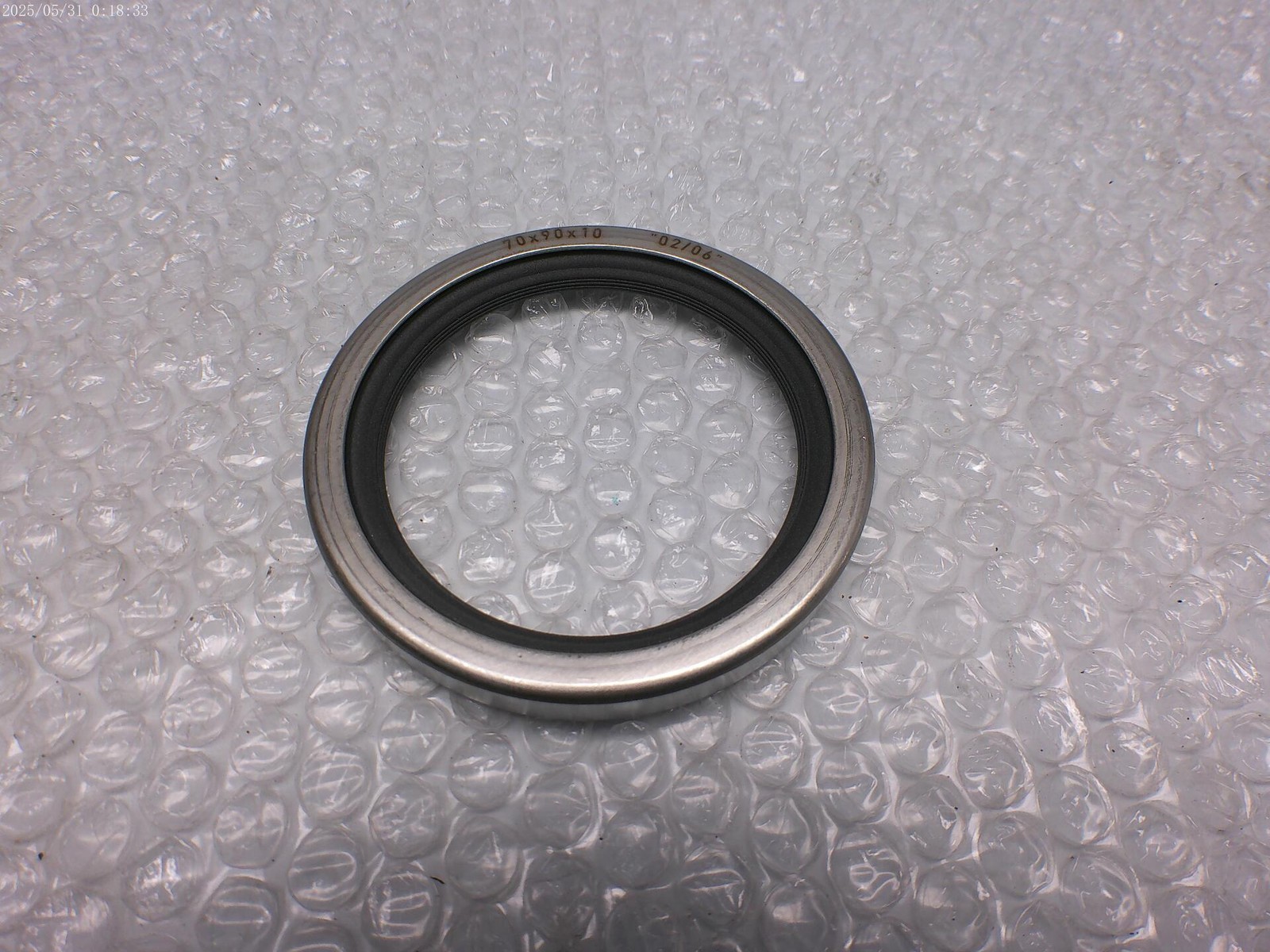 INDUSTRIAL SPARE 0004-3011-850 70X90X10 SEAL NSMP