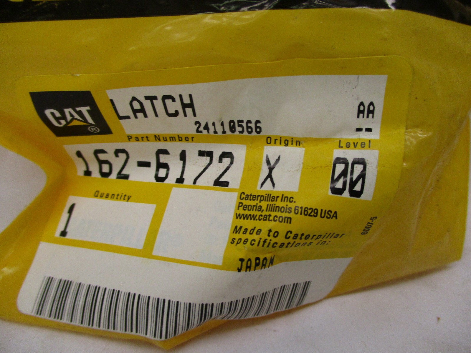New Lot Of 2 Pieces CAT Caterpillar Latch 162-6172 A3032NADC
