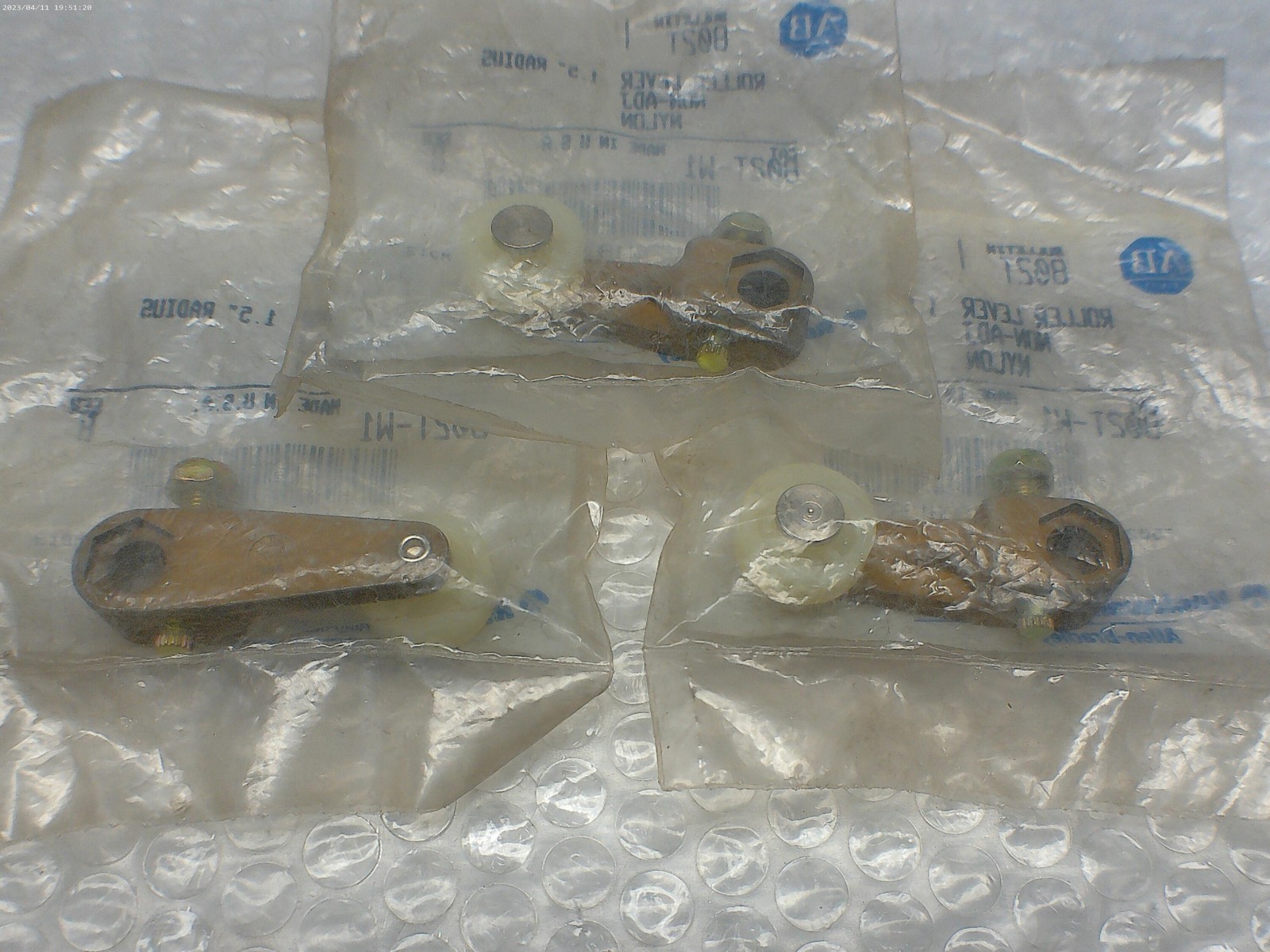 ALLEN BRADLEY 802T-W1 SER. B ROLLER LEVER LOT OF 3 NSMP