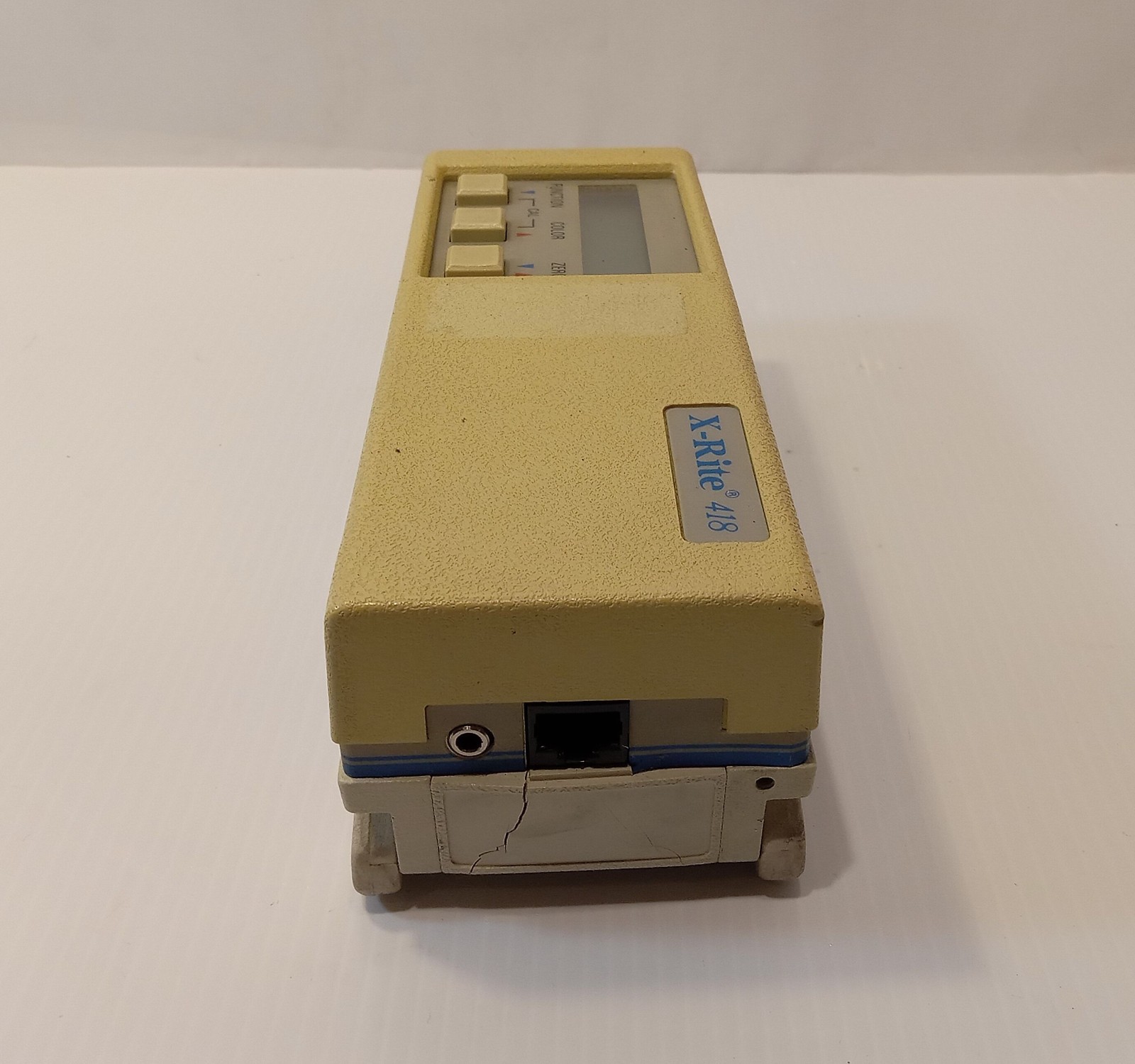 1 USED X-RITE 418 SPECTROPHOTOMETER W/O CHARGER ***MAKE OFFER***