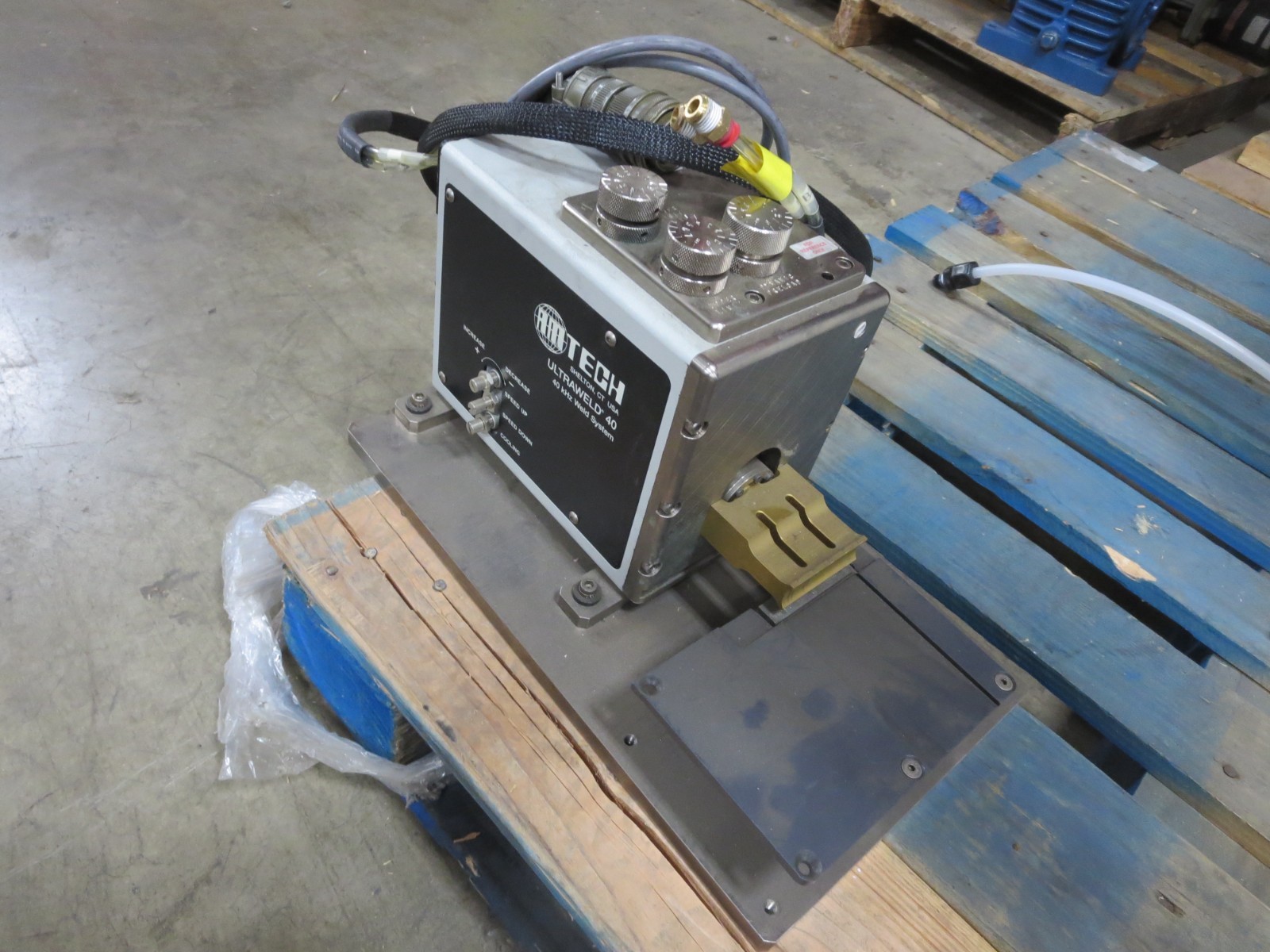 AmTech UltraWeld 40 40KHZ Weld System ***See Pics *** For Parts &/Or Repair.