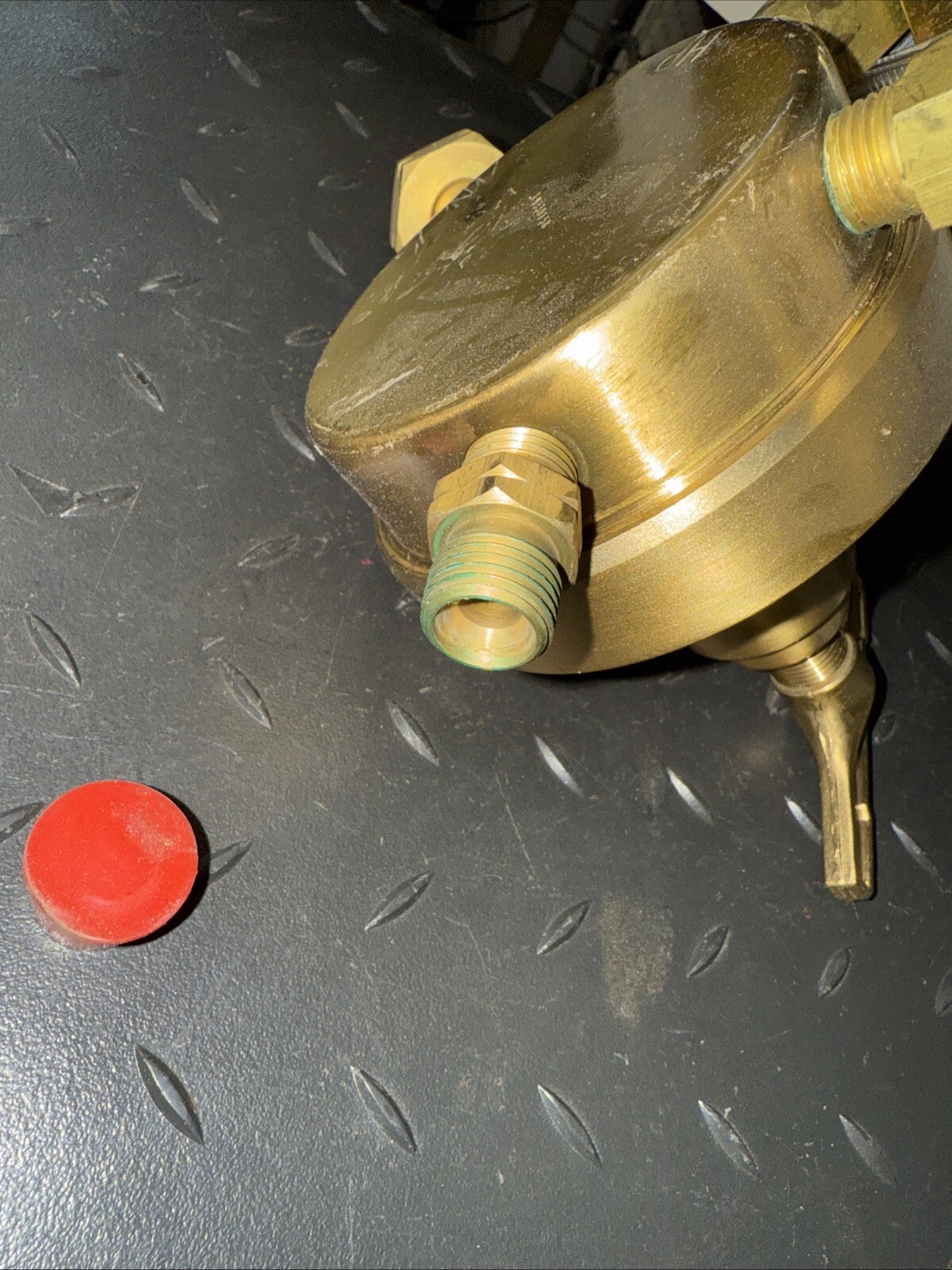 H.D. Natural Gas Cutting Torch Regulator, High Pressure Propane 0-100 Psi Out