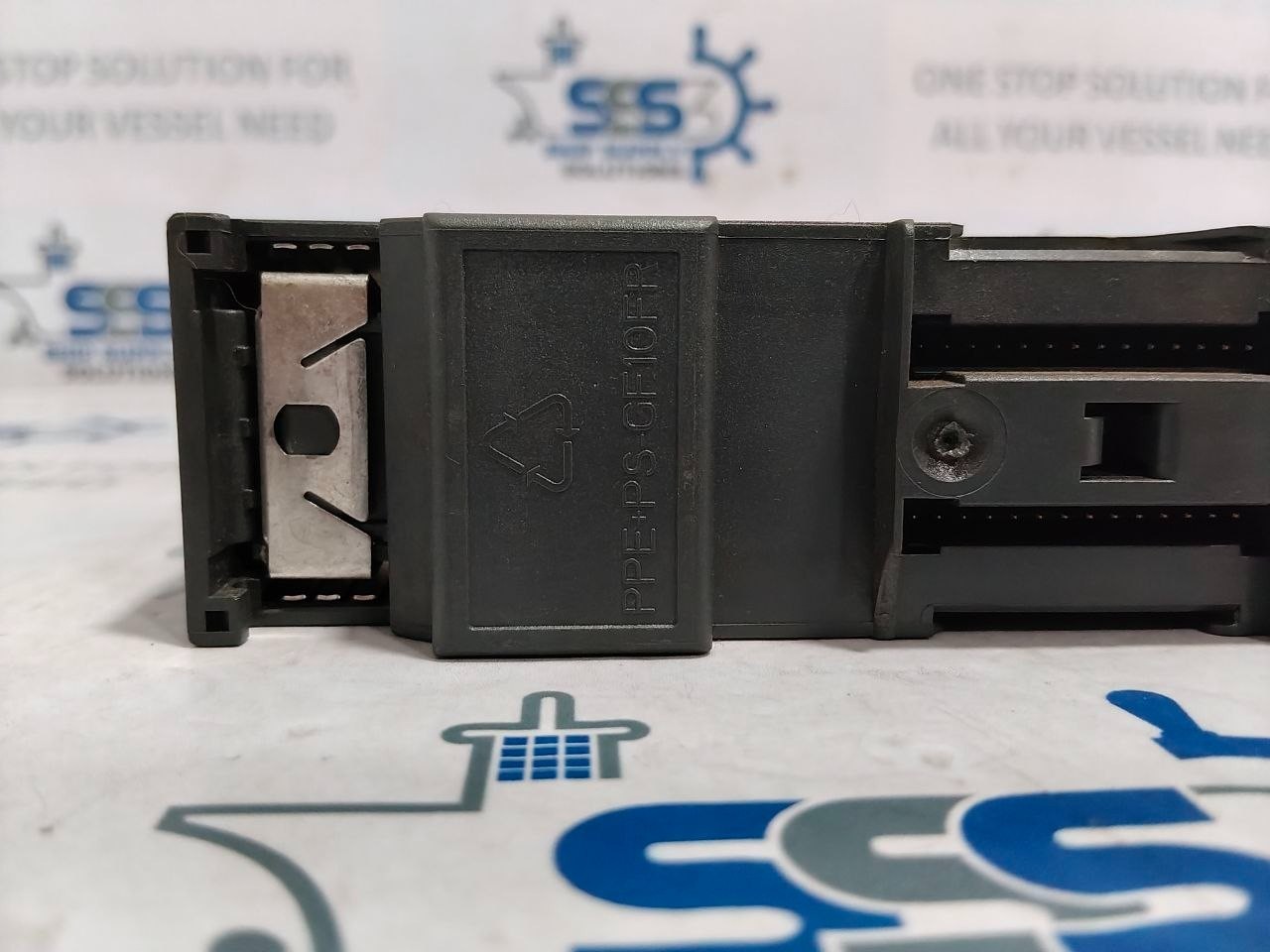 Siemens 6ES7 322-1BH01-0AA0 Simatic S7 Digital Output Module