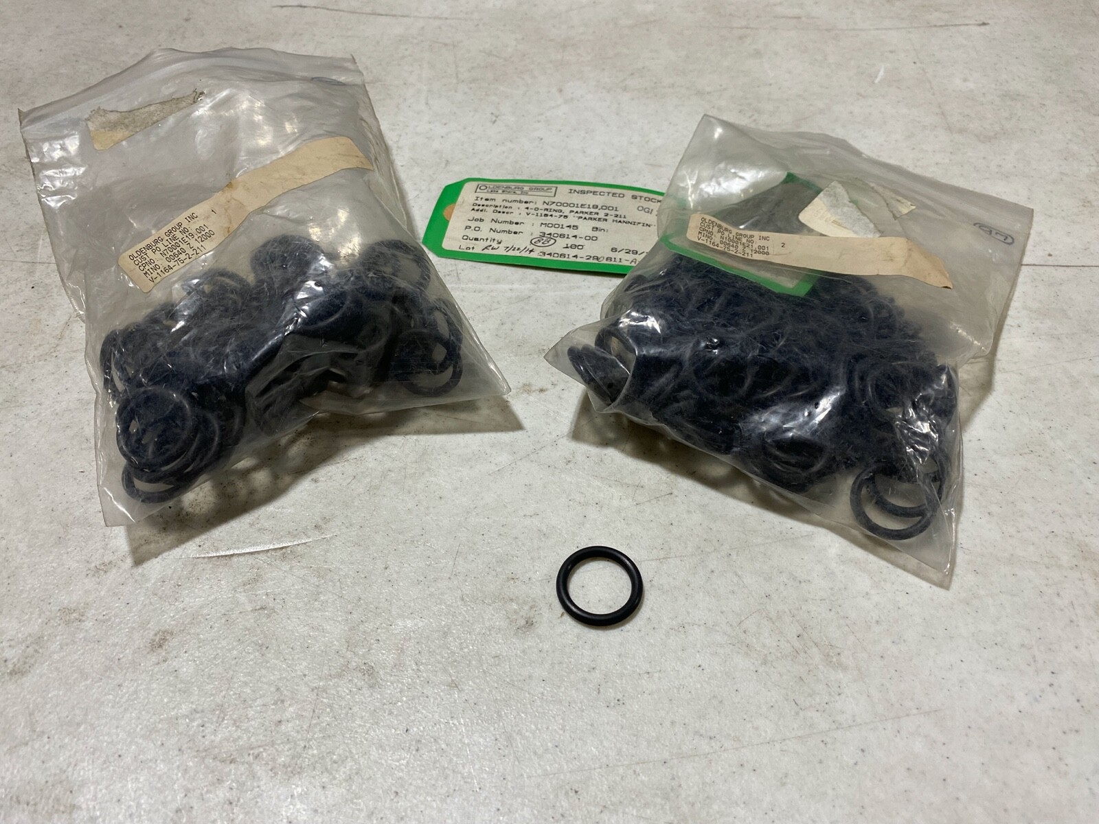 185x Parker Hannifin 2-211 O Rings Compound V-1184-75, 17mm x 11mm x 3mm, NOS