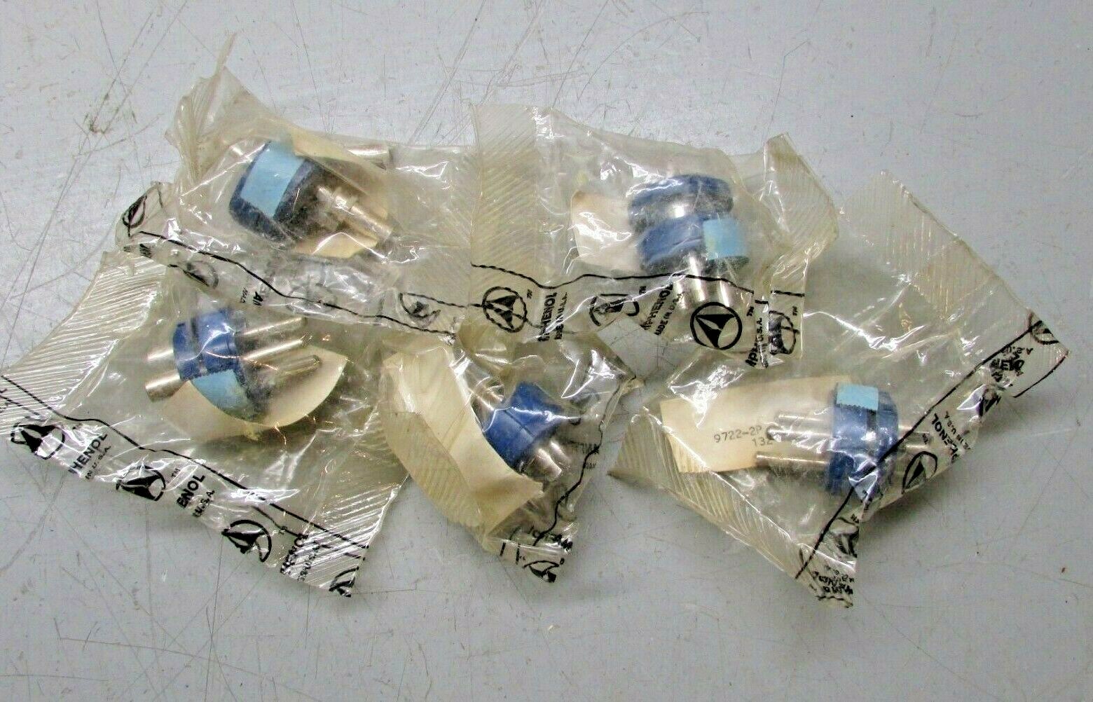 Amphenol 9722-2P-132 Connectors Lot of 5!