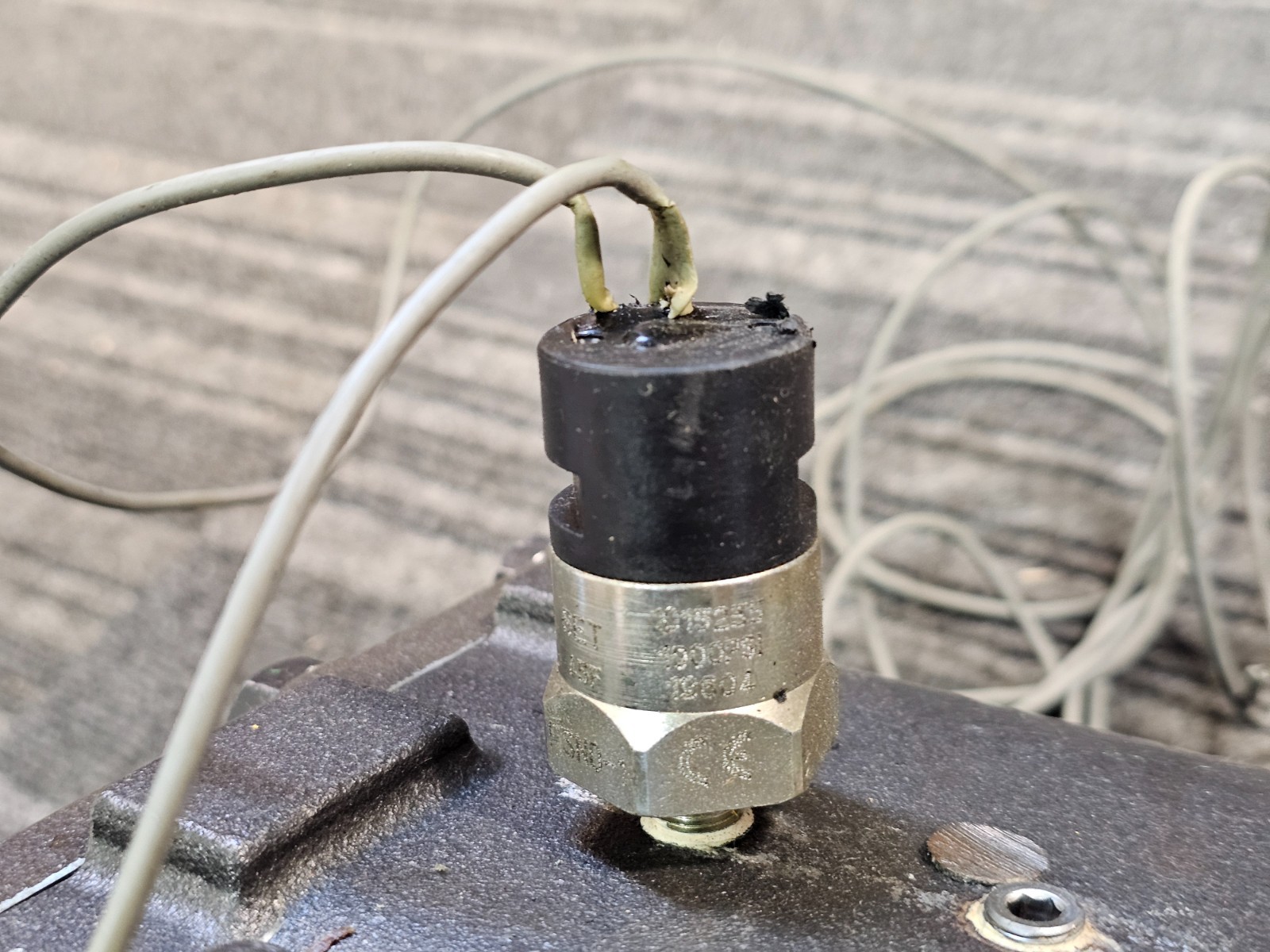 ThyssenKrupp Elevator Oildraulic Integral Valve 7505AE1 *USED*