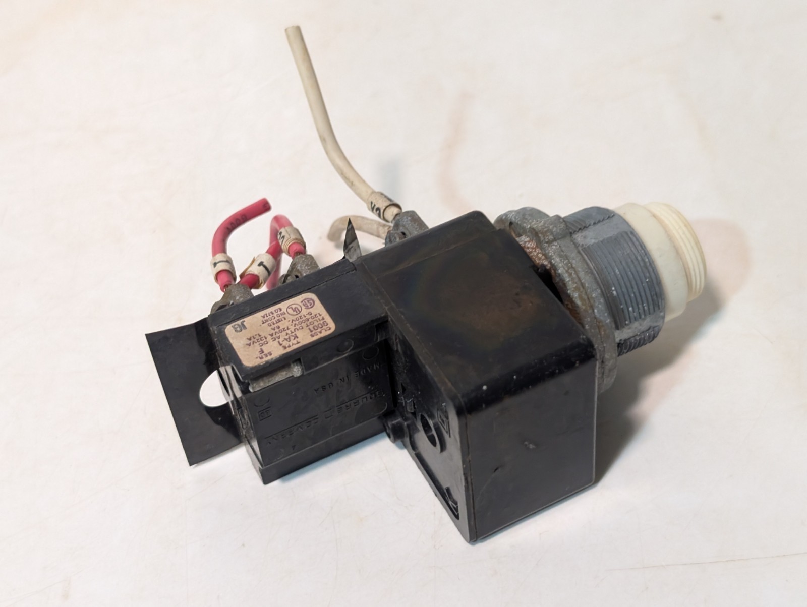 Lot of 4 assorted Square D 9001-KM-1 and KA-1 light/lamp pilot duty modules