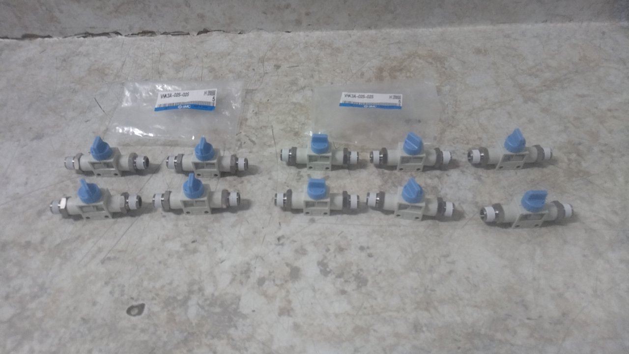 SMC VHK3A-02S-02S 10 Pk 1/4 In Port Connection Finger Valve