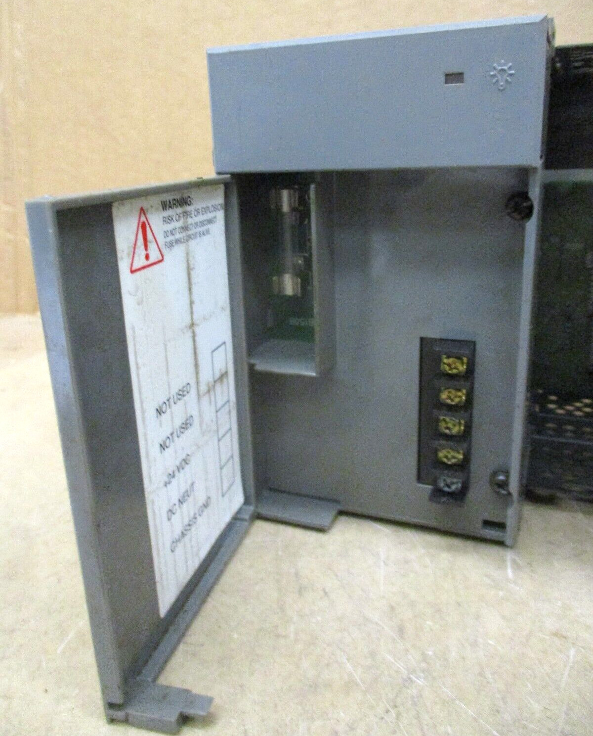 Allen-Bradley SLC 500 1746-P3 1747-DCM 1747-SDN 1746-IB16 1746-OW16 48688GN