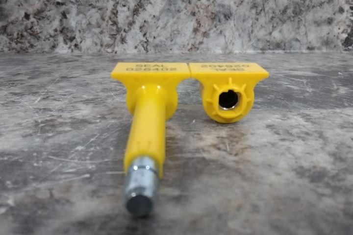 Tydenbrooks 1061065 200 Pk 3,000 Lb Breaking Strength 8 Digit Yellow Bolt Seals