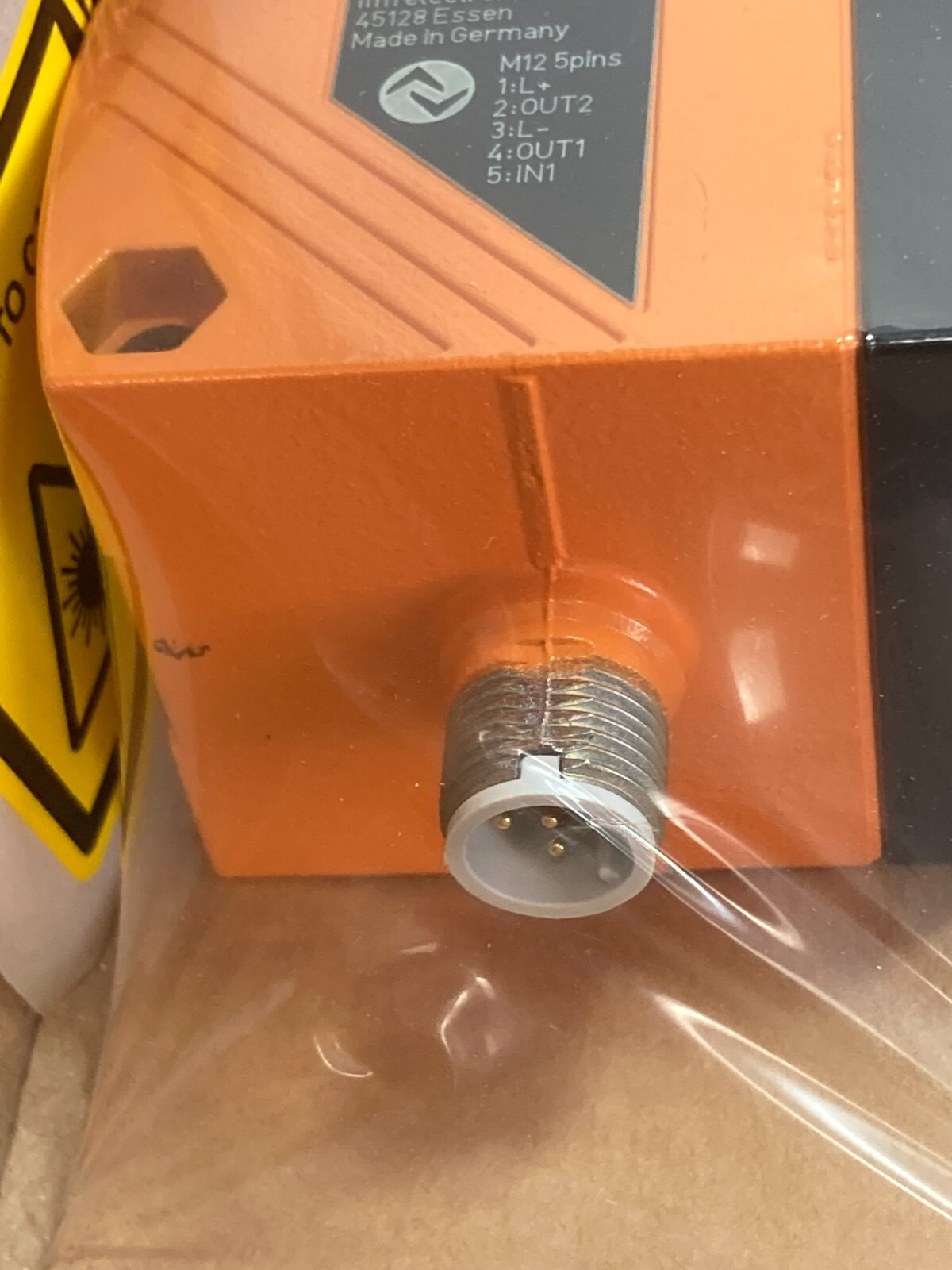 IFM O1DLF3KG/IO-LINK (O1D100) PHOTOELECTRIC SENSOR 18-30VDC R.0.2-10M NIB