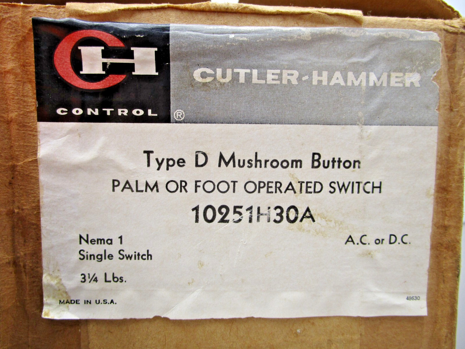 Cutler-Hammer 10251H30A Type D Mushroom Button Palm or Foot Operated Switch