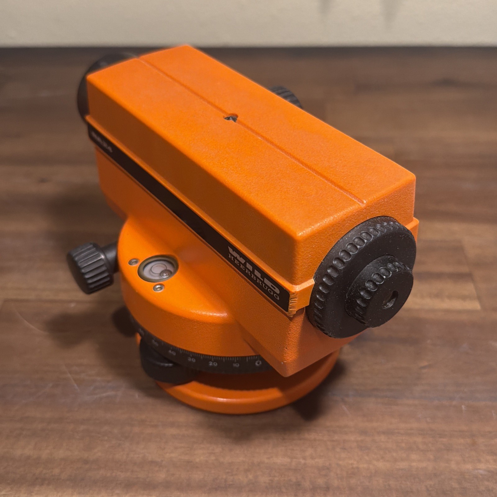 Leica Wild NA24 Automatic Level Tool w/ Original Case Orange