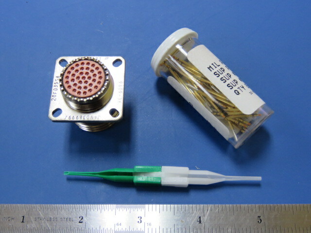 ITT D38999/20FD35SA Qty of 1 per Lot 37 Position Circular Connector Receptacle,